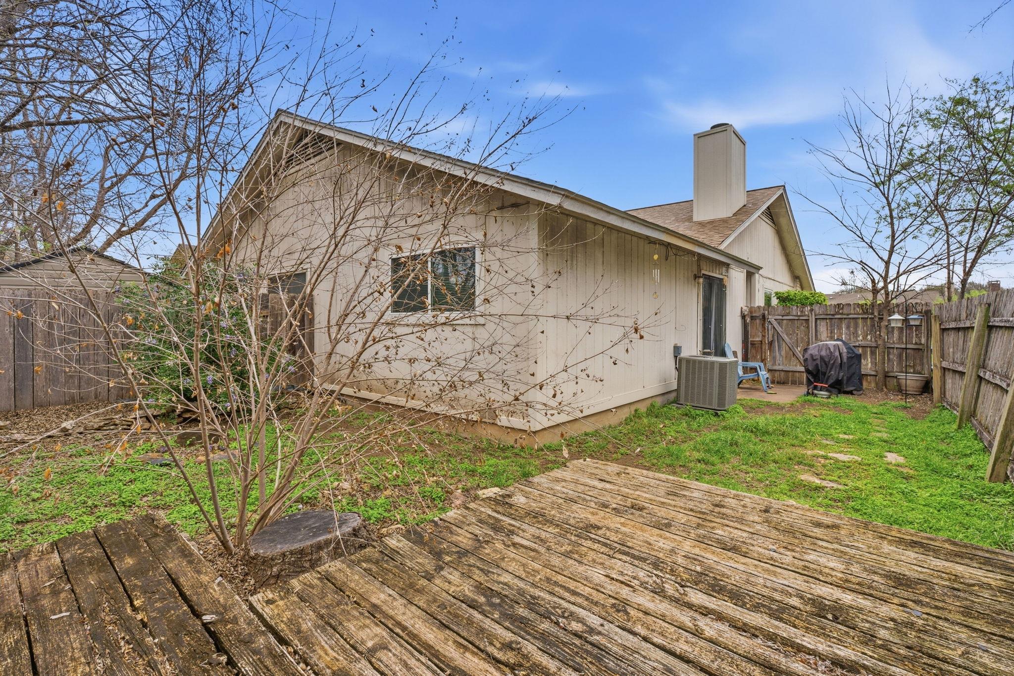 7510 St Amant Pl Property Photo 17