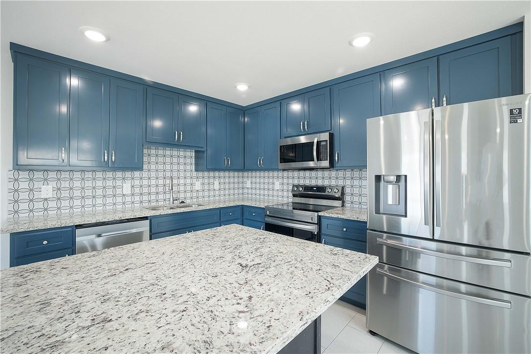 214 Lizzie St #b Property Photo 2