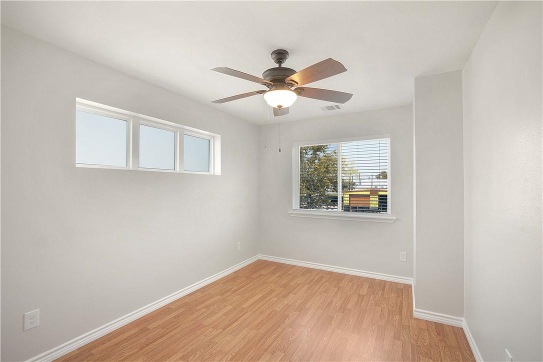 214 Lizzie St #b Property Photo 17