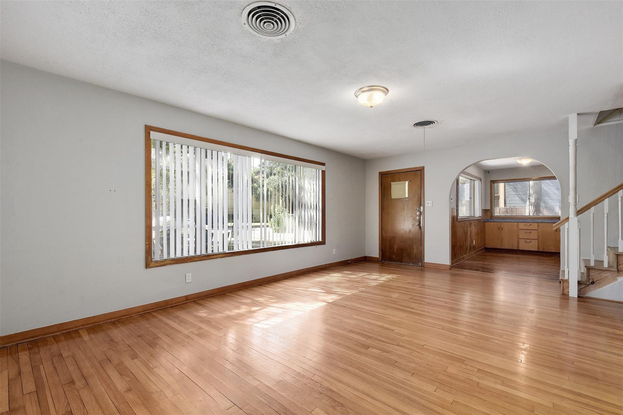 4306 Avenue B None Property Photo 2