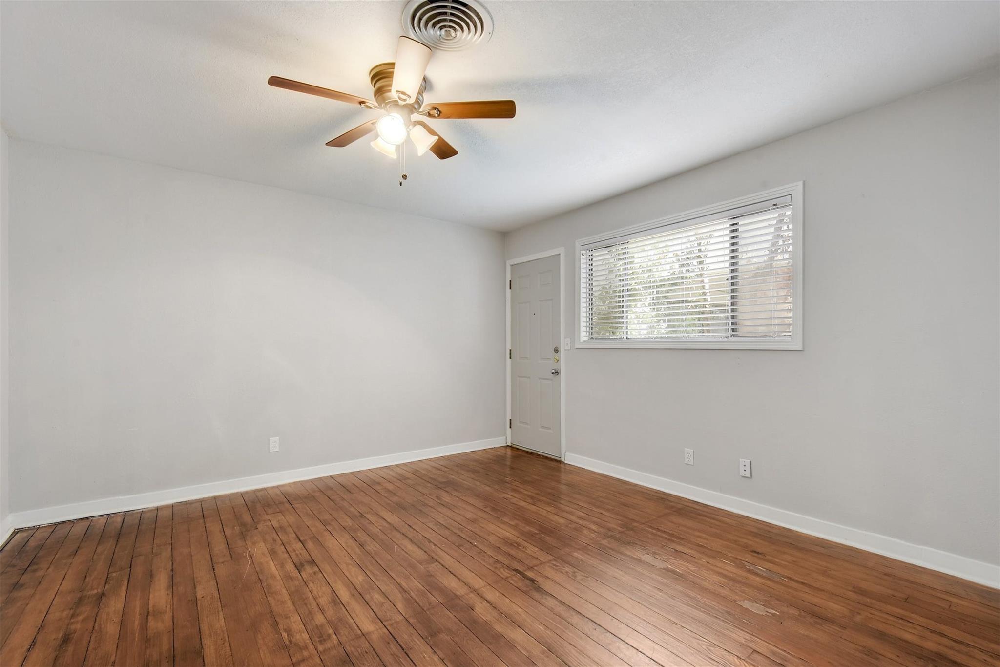 4306 Avenue B None Property Photo 21