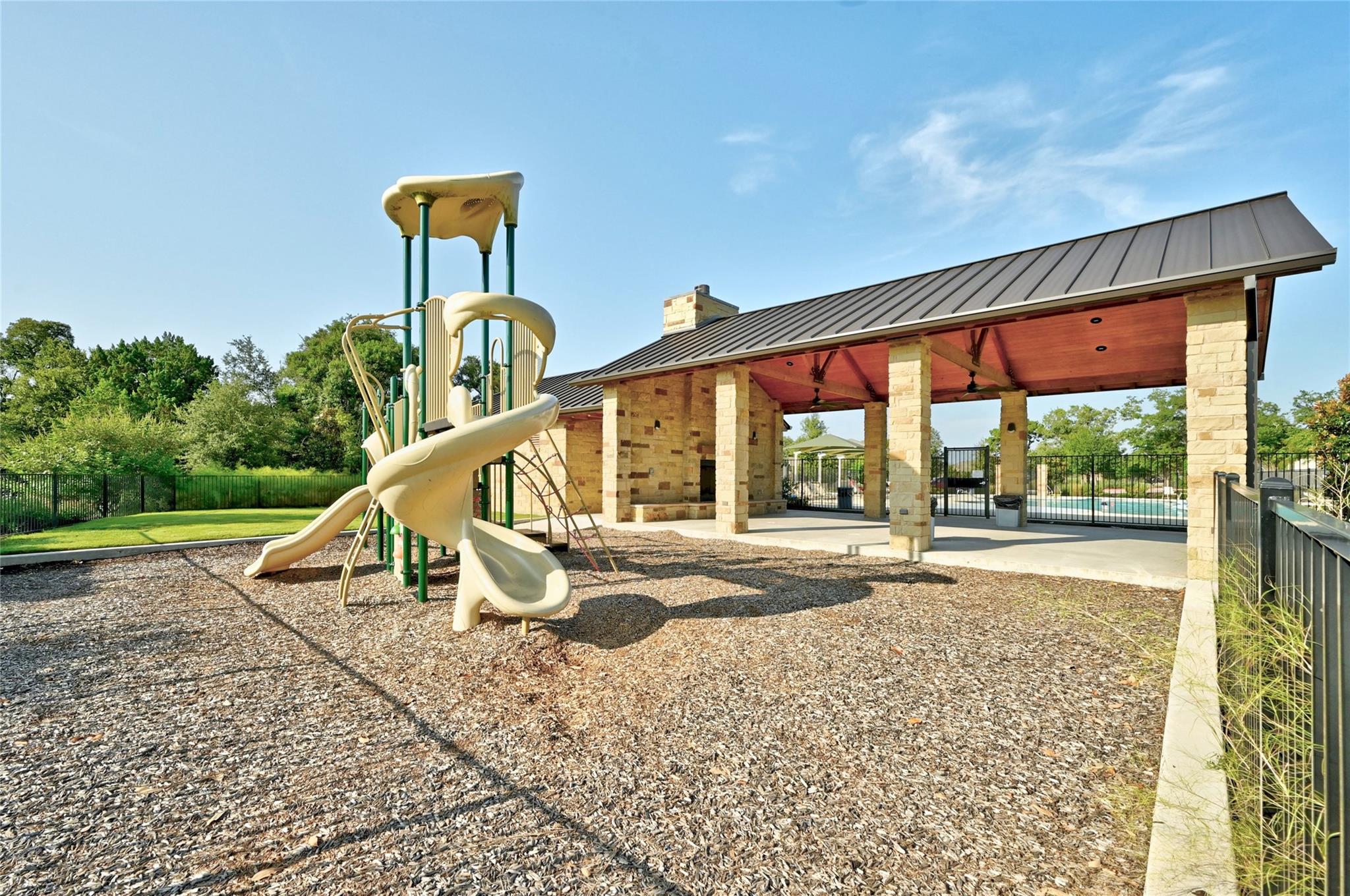 116 Gallatin Dr Property Photo 32