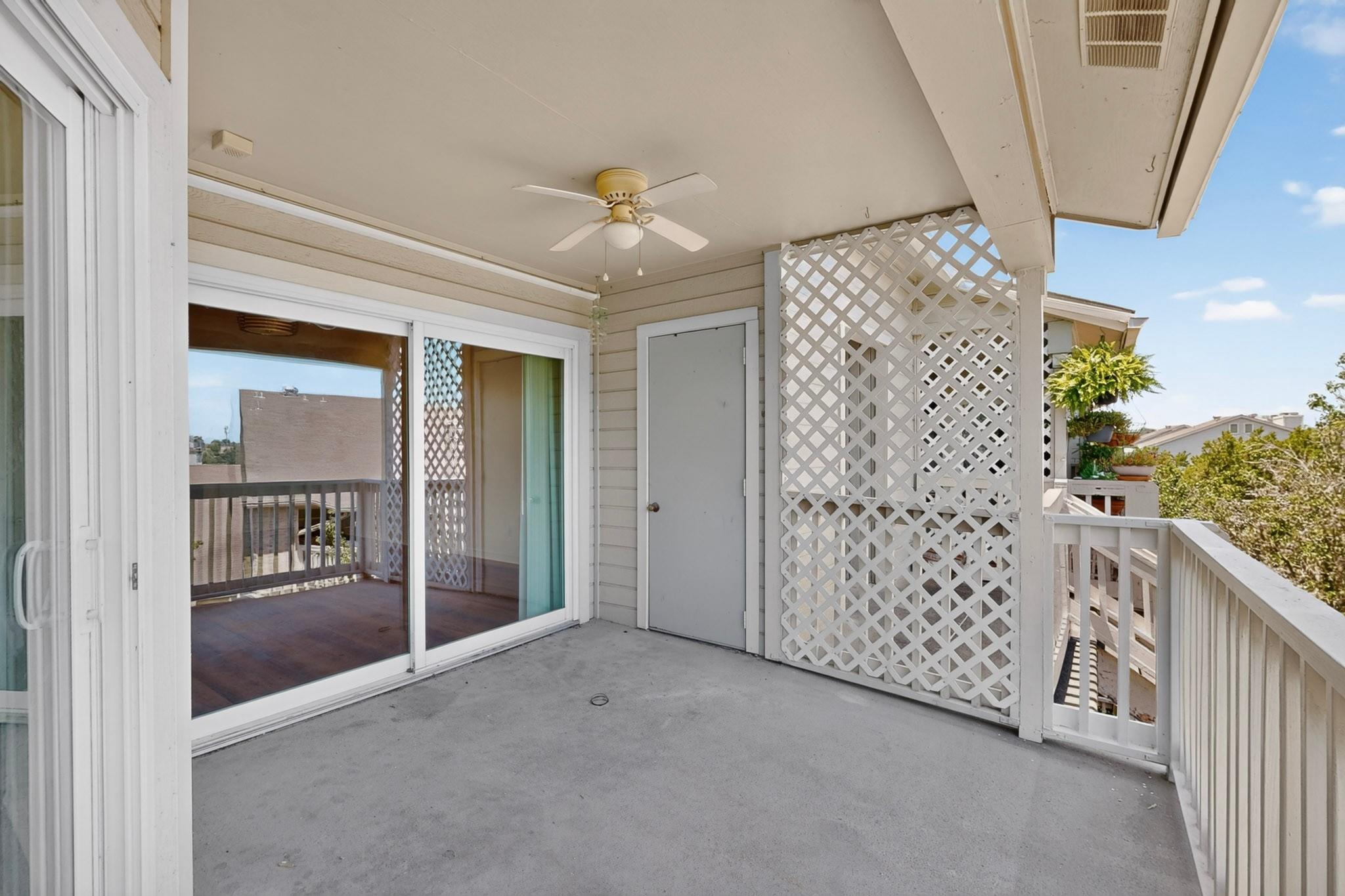2450 Wickersham Ln #1008 Property Photo 6