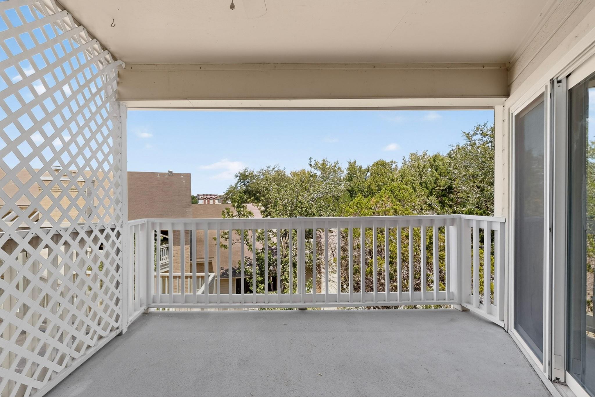 2450 Wickersham Ln #1008 Property Photo 7
