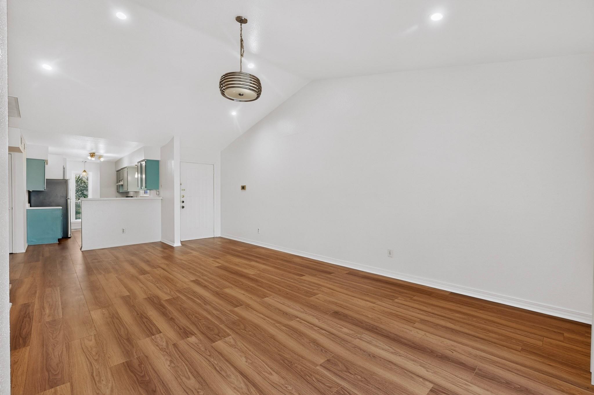 2450 Wickersham Ln #1008 Property Photo 10