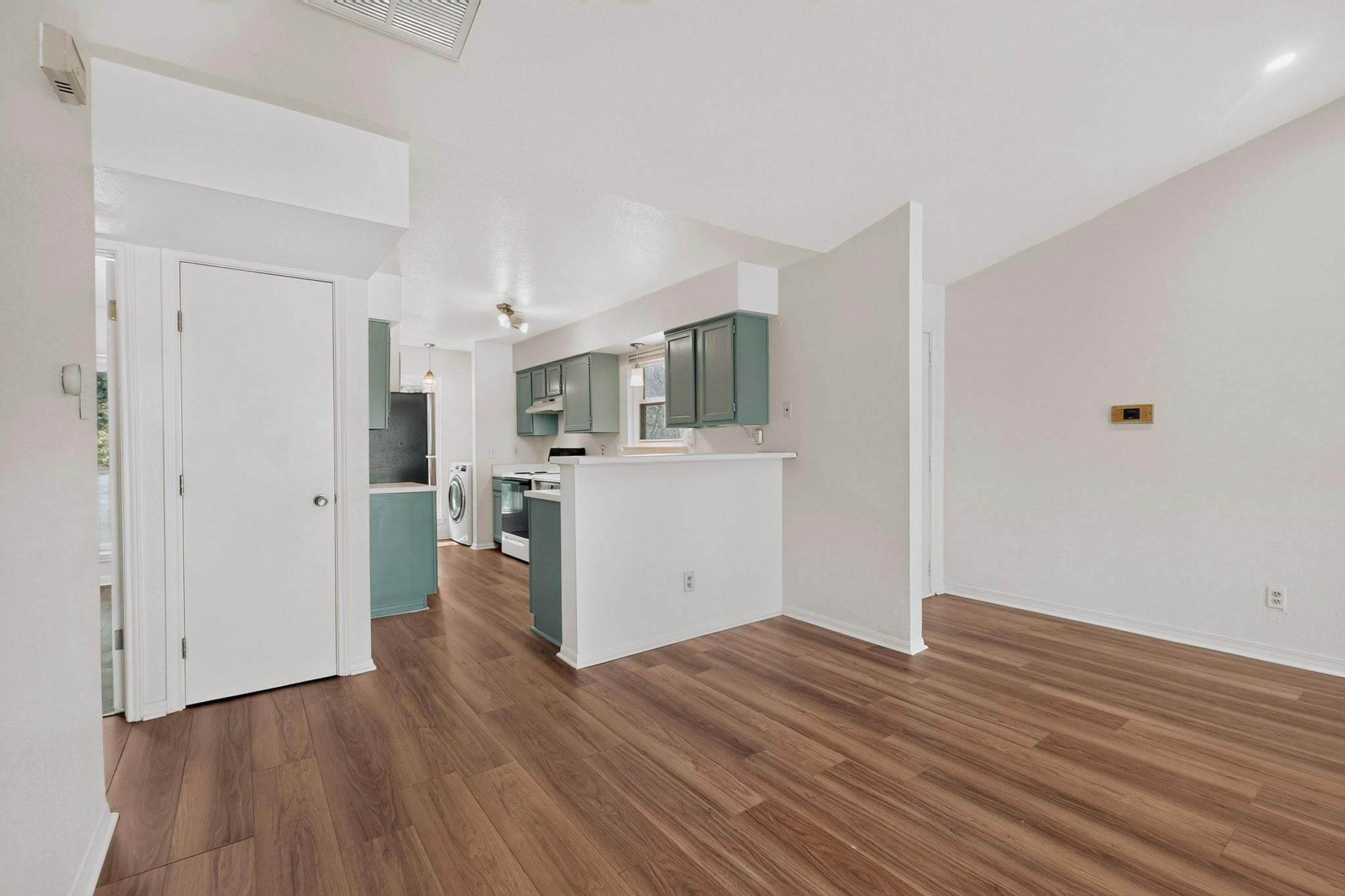 2450 Wickersham Ln #1008 Property Photo 13