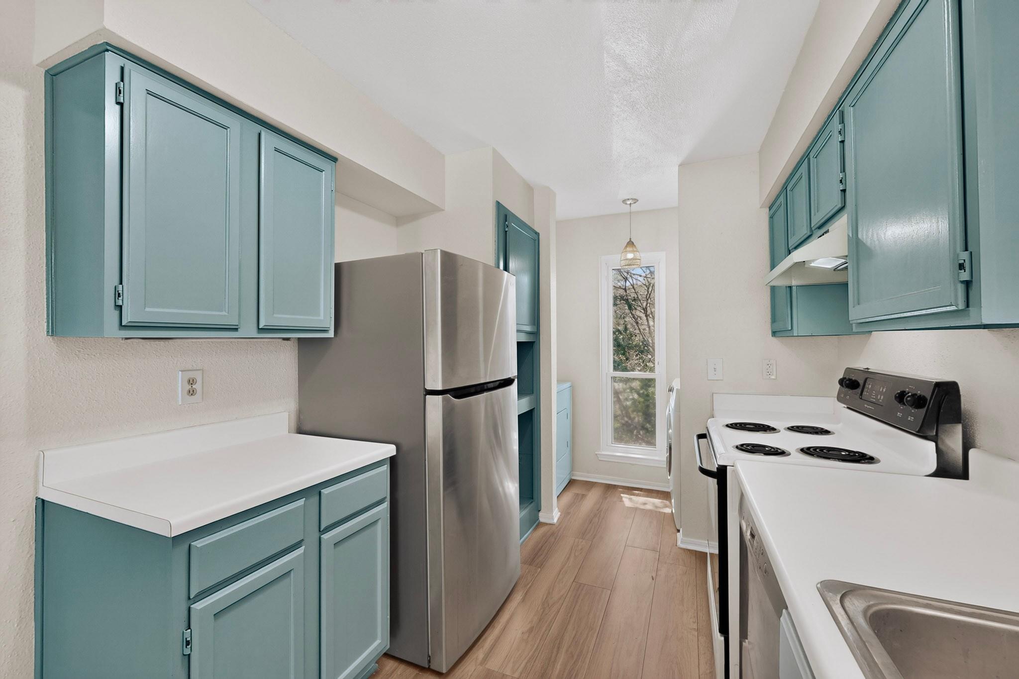 2450 Wickersham Ln #1008 Property Photo 17