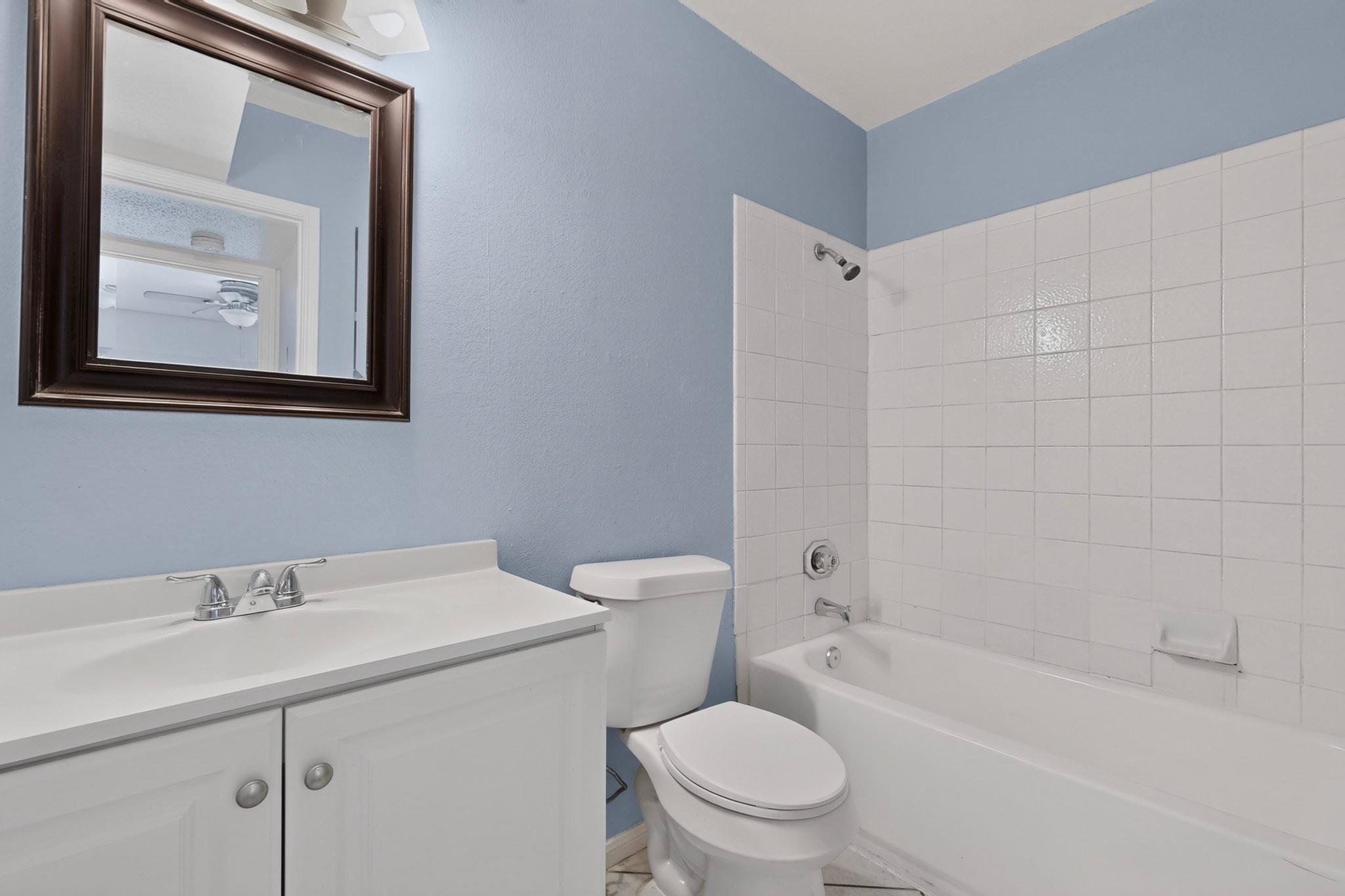 2450 Wickersham Ln #1008 Property Photo 34