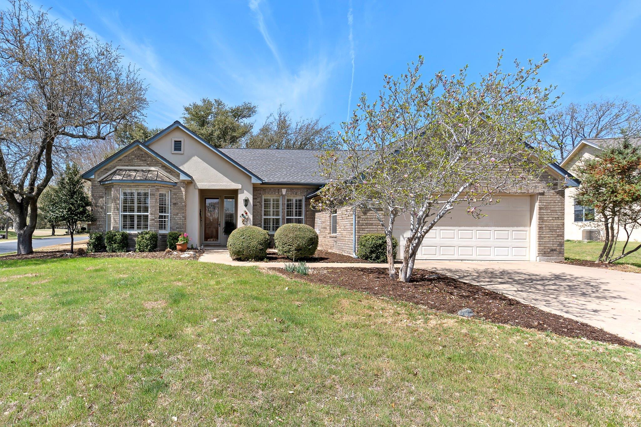 100 Blacksmiths Cir Property Photo