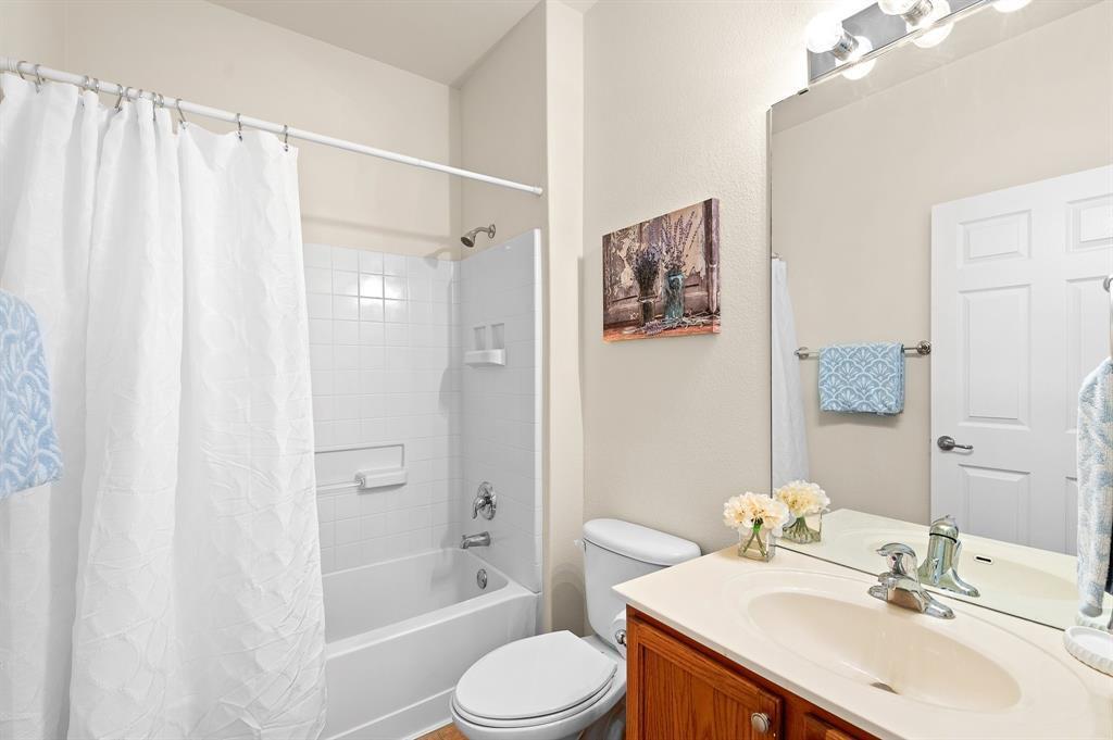 109 Providence St Property Photo 25