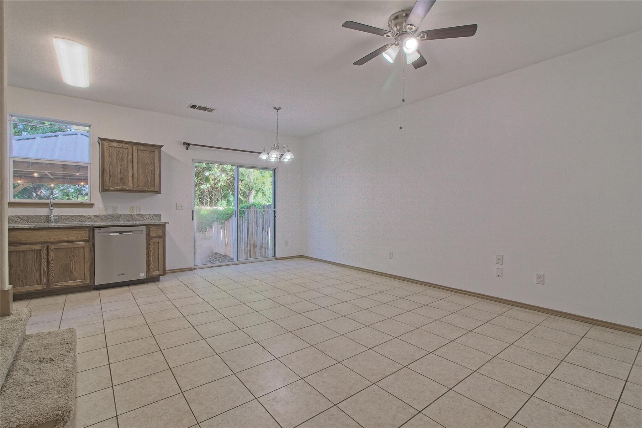 2903 Whisper Oaks Ln #a Property Photo 11