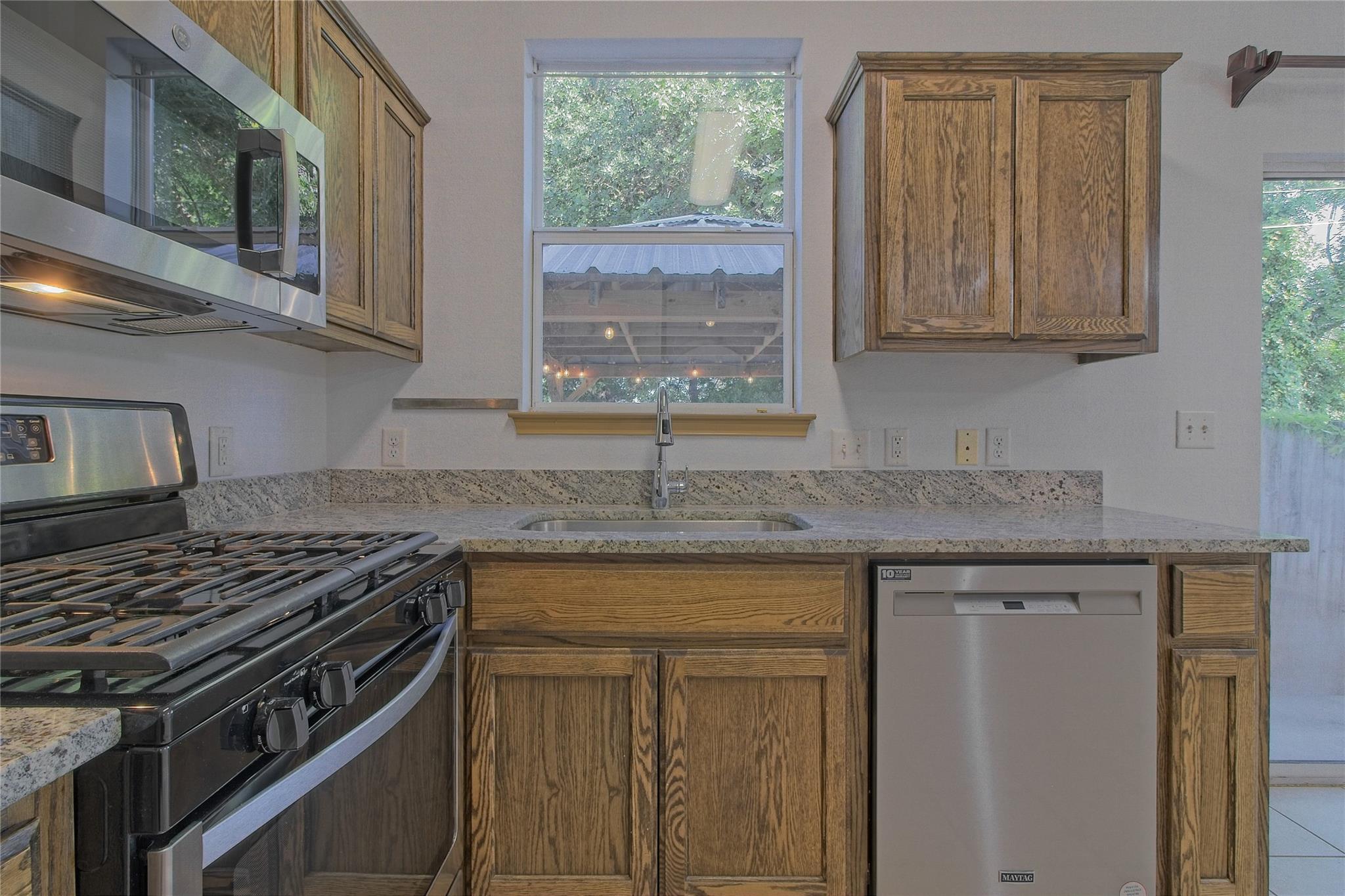 2903 Whisper Oaks Ln #a Property Photo 14