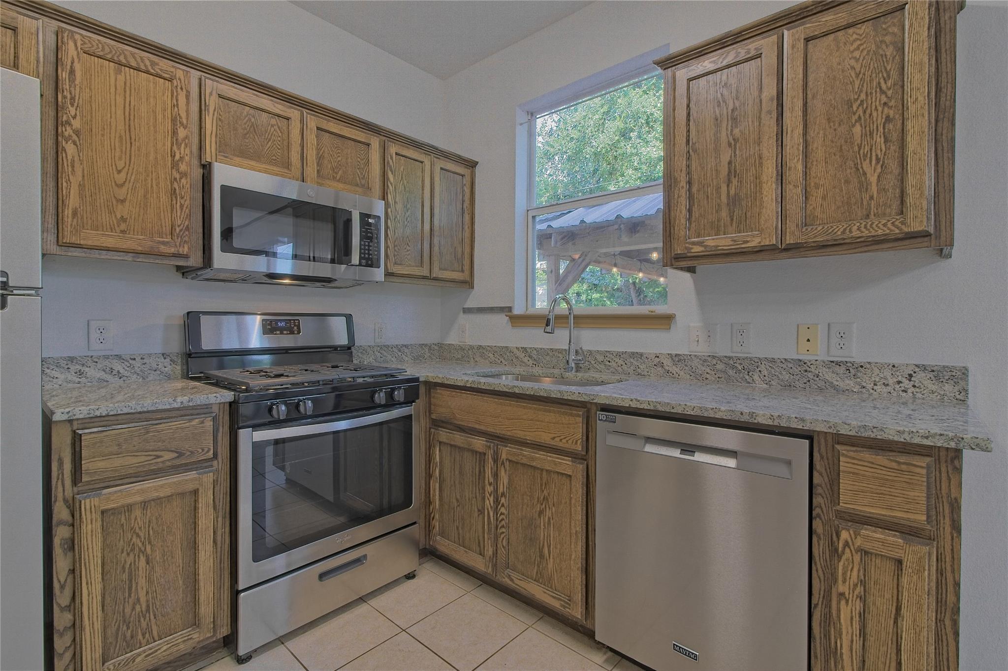 2903 Whisper Oaks Ln #a Property Photo 15