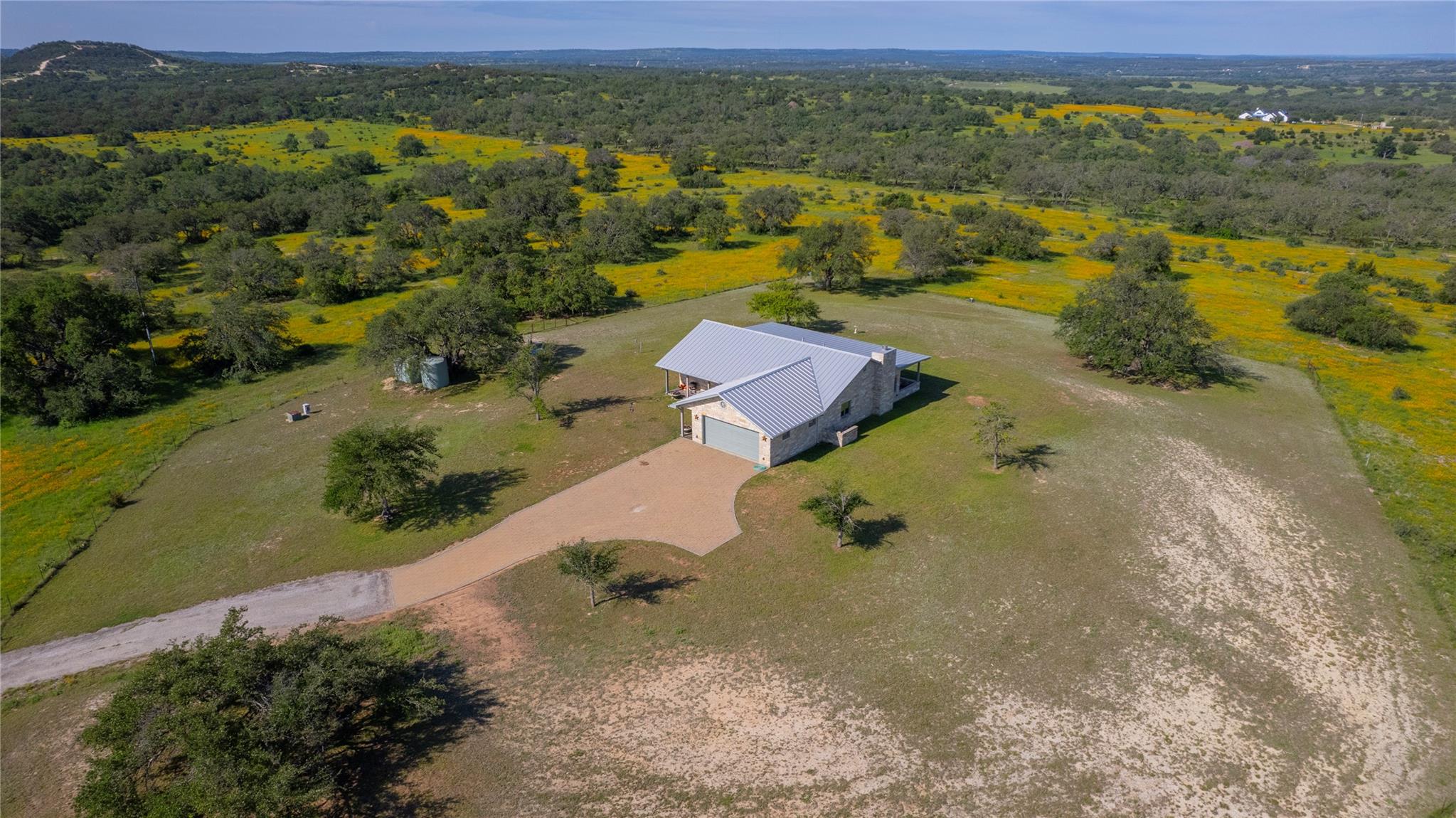 5068945 Property Photo 16