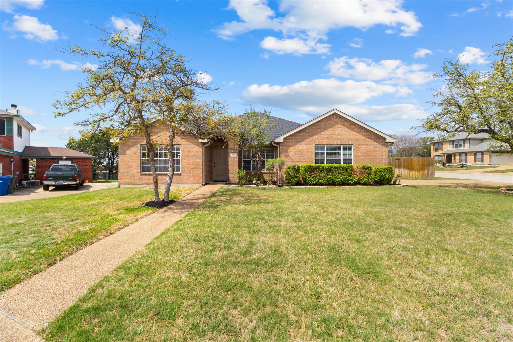 502 Grace Louis Cir Property Photo