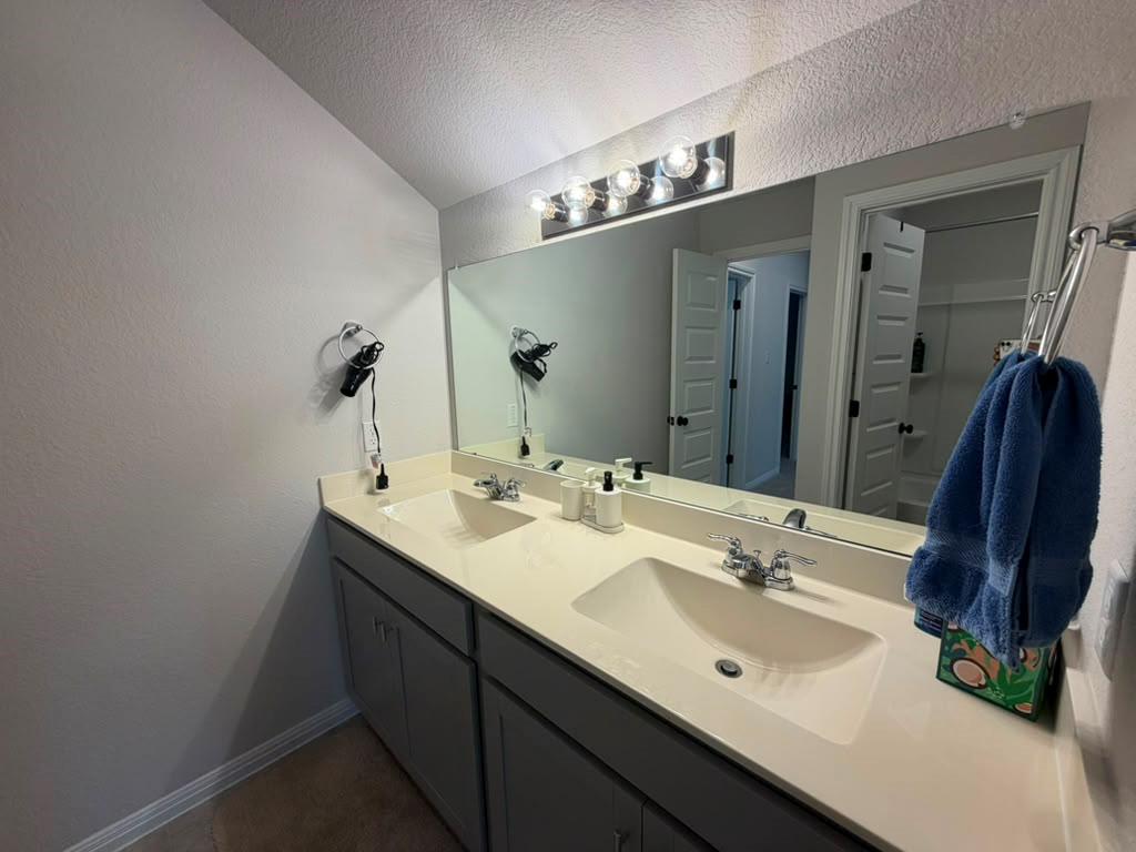 19324 Hartwell Dr Property Photo 21