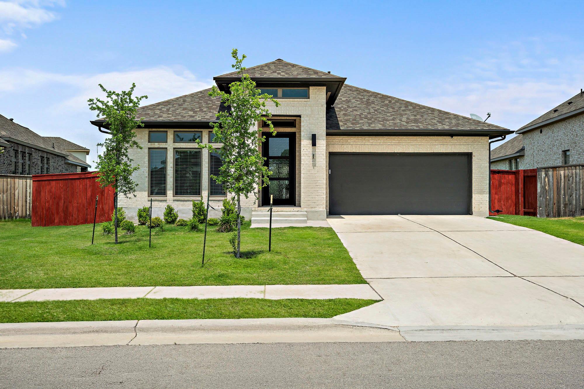 14505 Kira Ln Property Photo 1