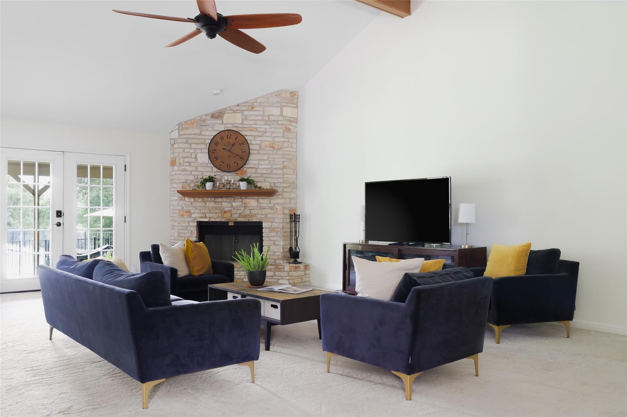 12227 Tanglewild Dr Property Photo 7