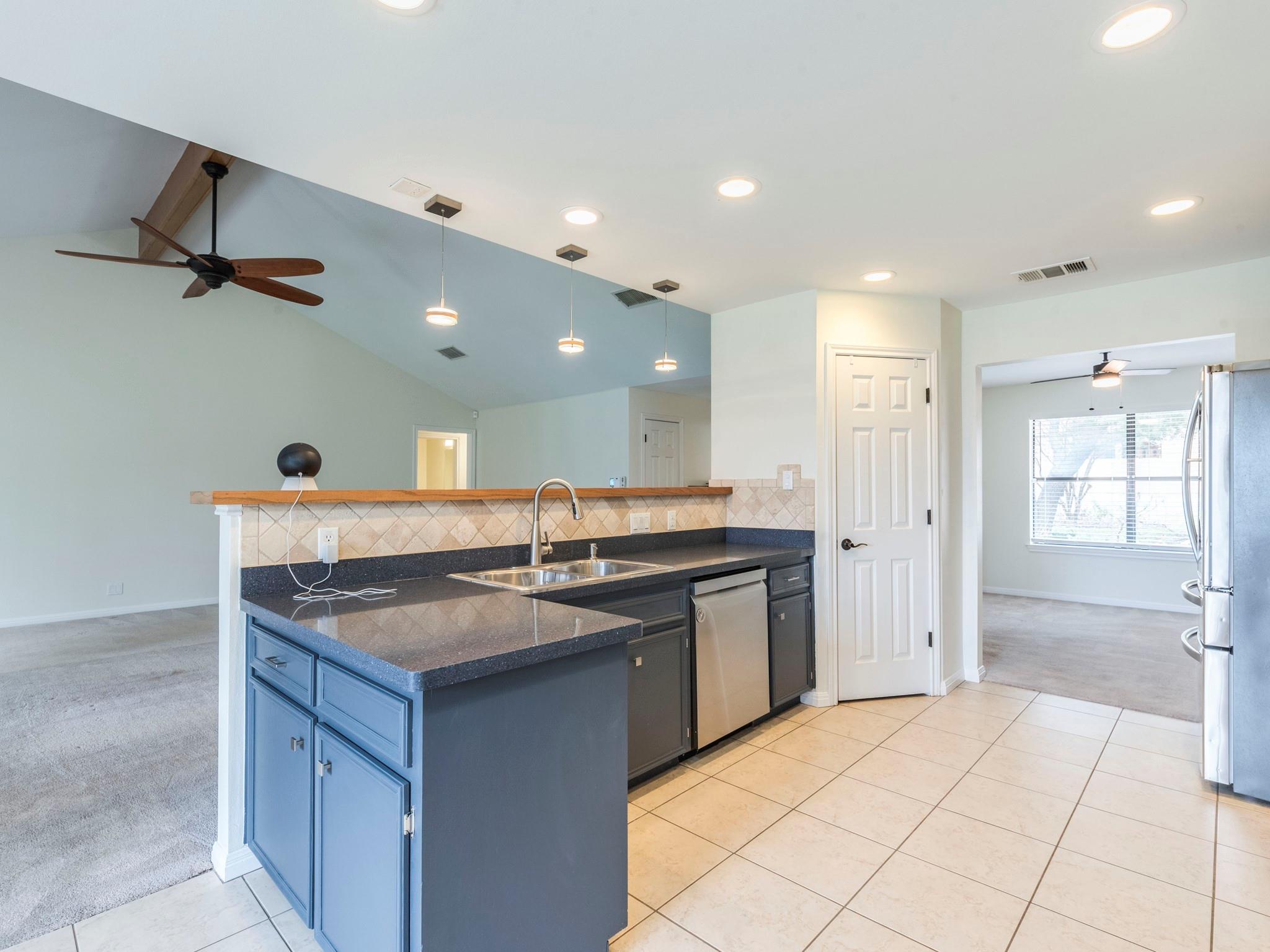 12227 Tanglewild Dr Property Photo 15