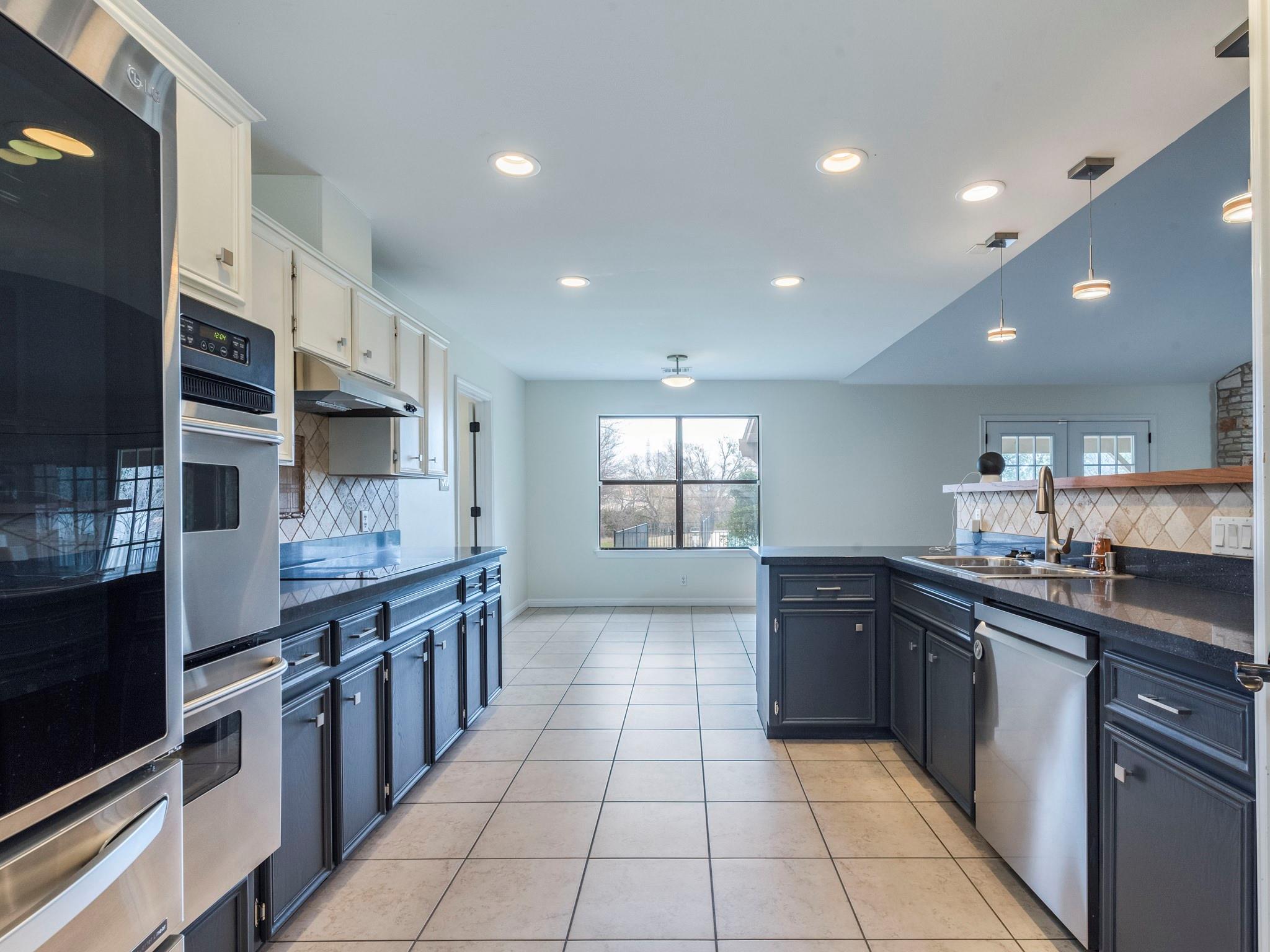12227 Tanglewild Dr Property Photo 18