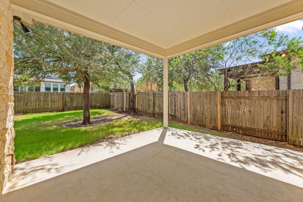 5209 Mandevilla Dr Property Photo 34