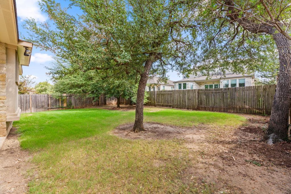 5209 Mandevilla Dr Property Photo 36