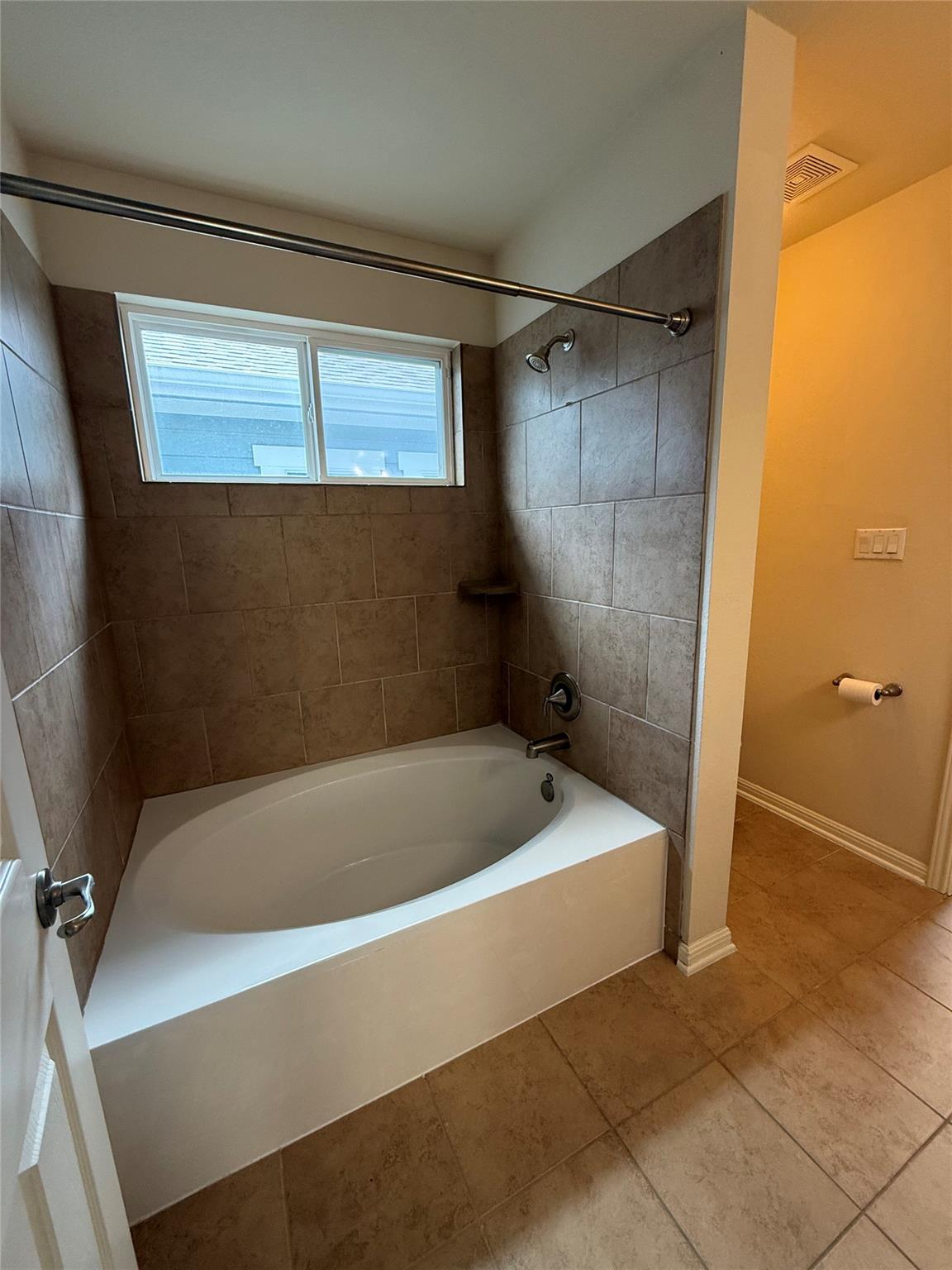 1932 Tramson Dr #102c Property Photo 14