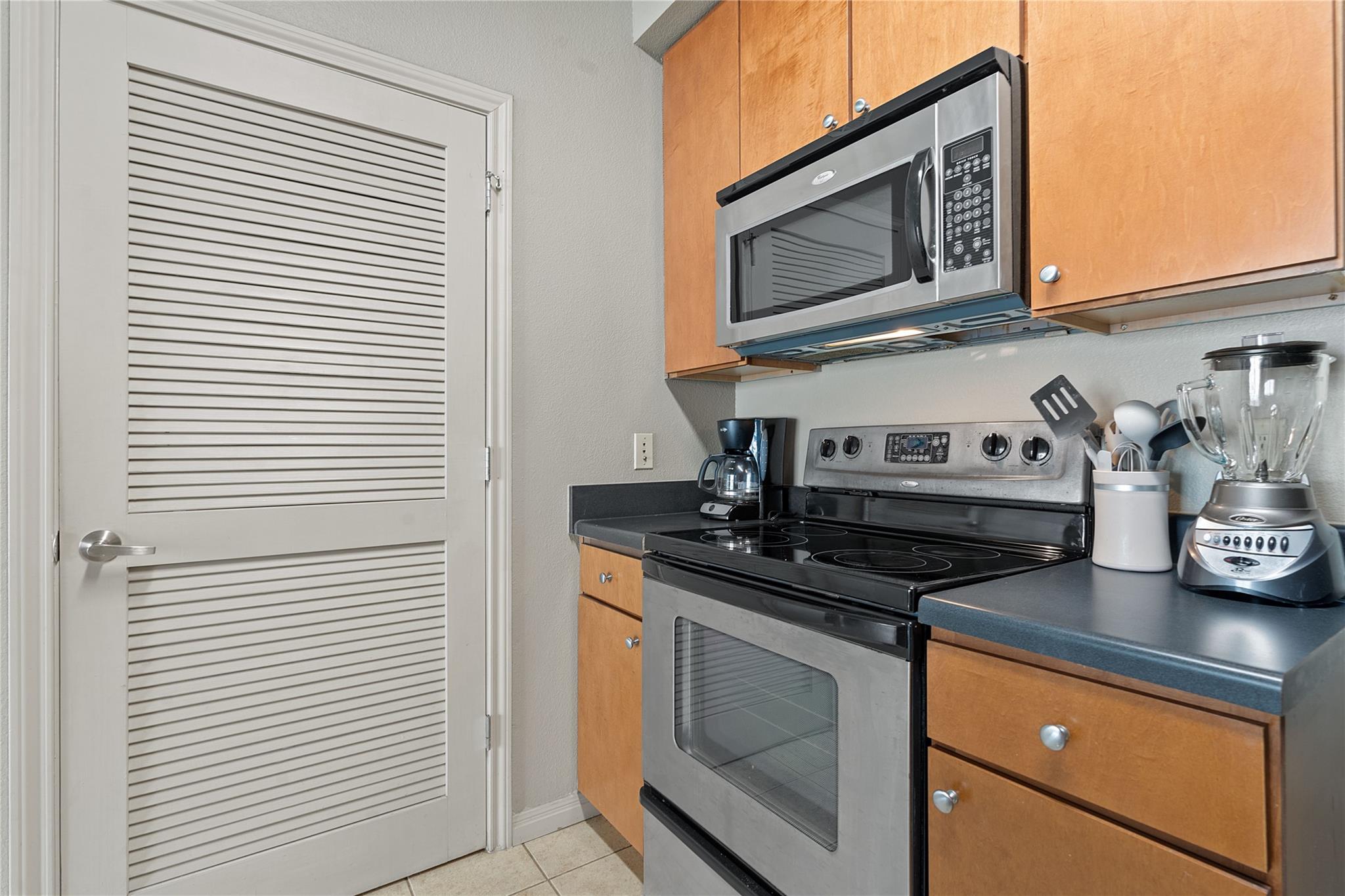 2515 Pearl St #203 Property Photo 11
