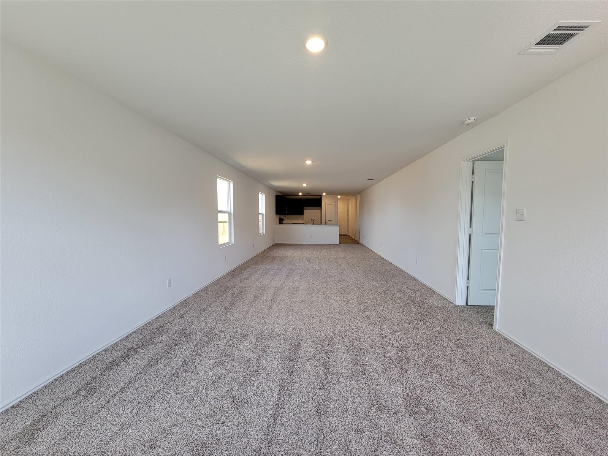 1215 Largemouth Ln Property Photo 10