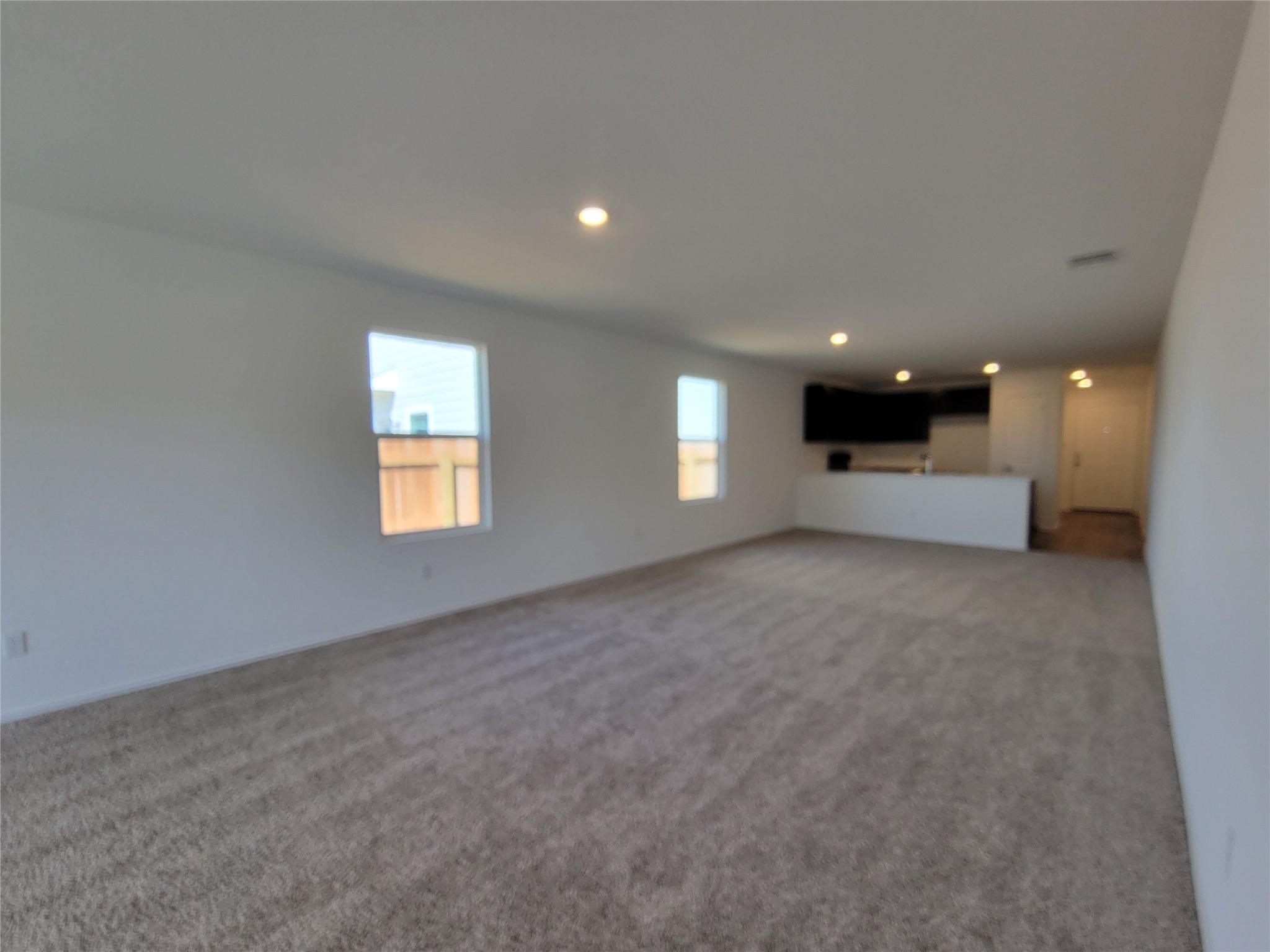 1215 Largemouth Ln Property Photo 11