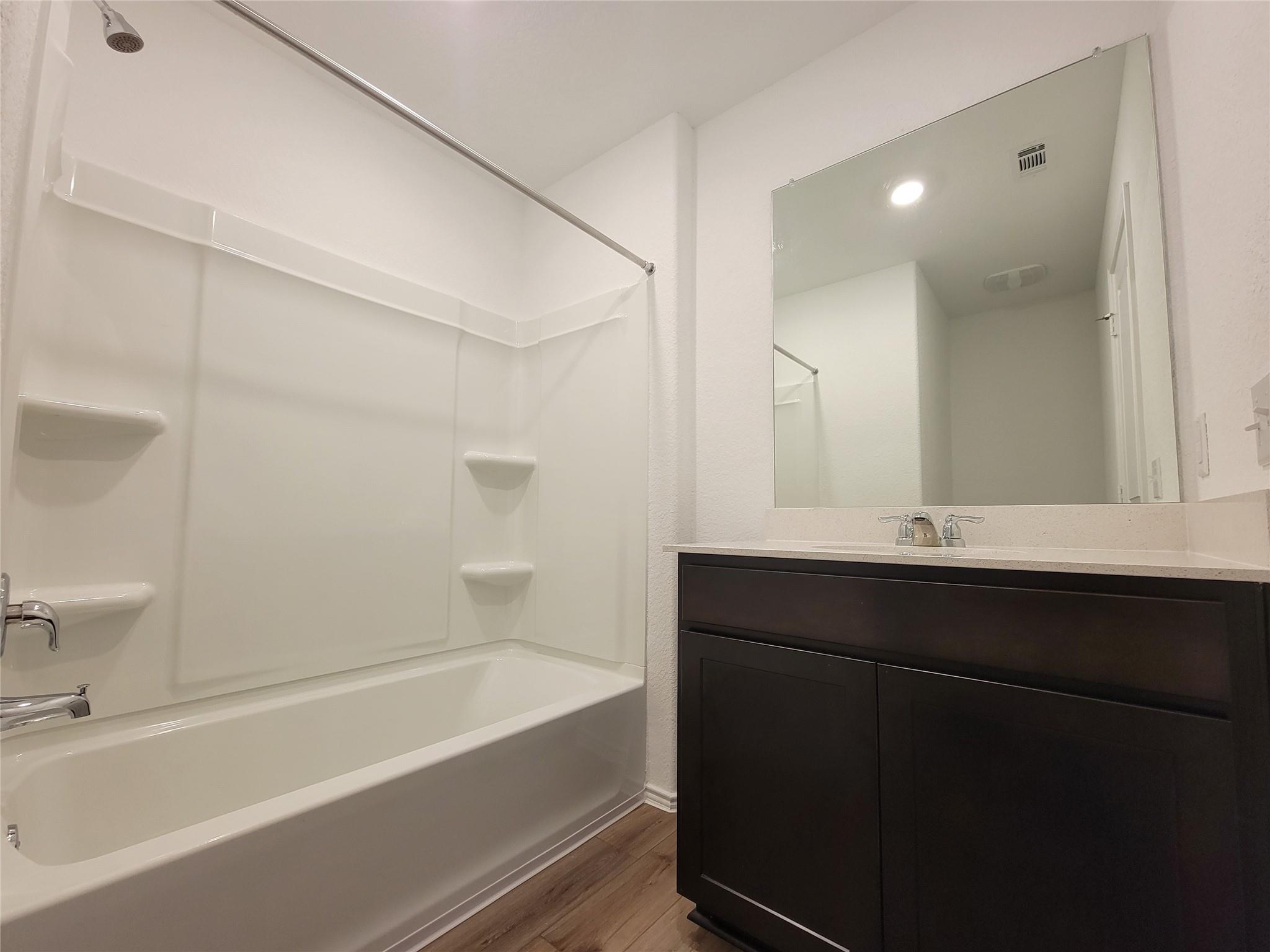 1215 Largemouth Ln Property Photo 18