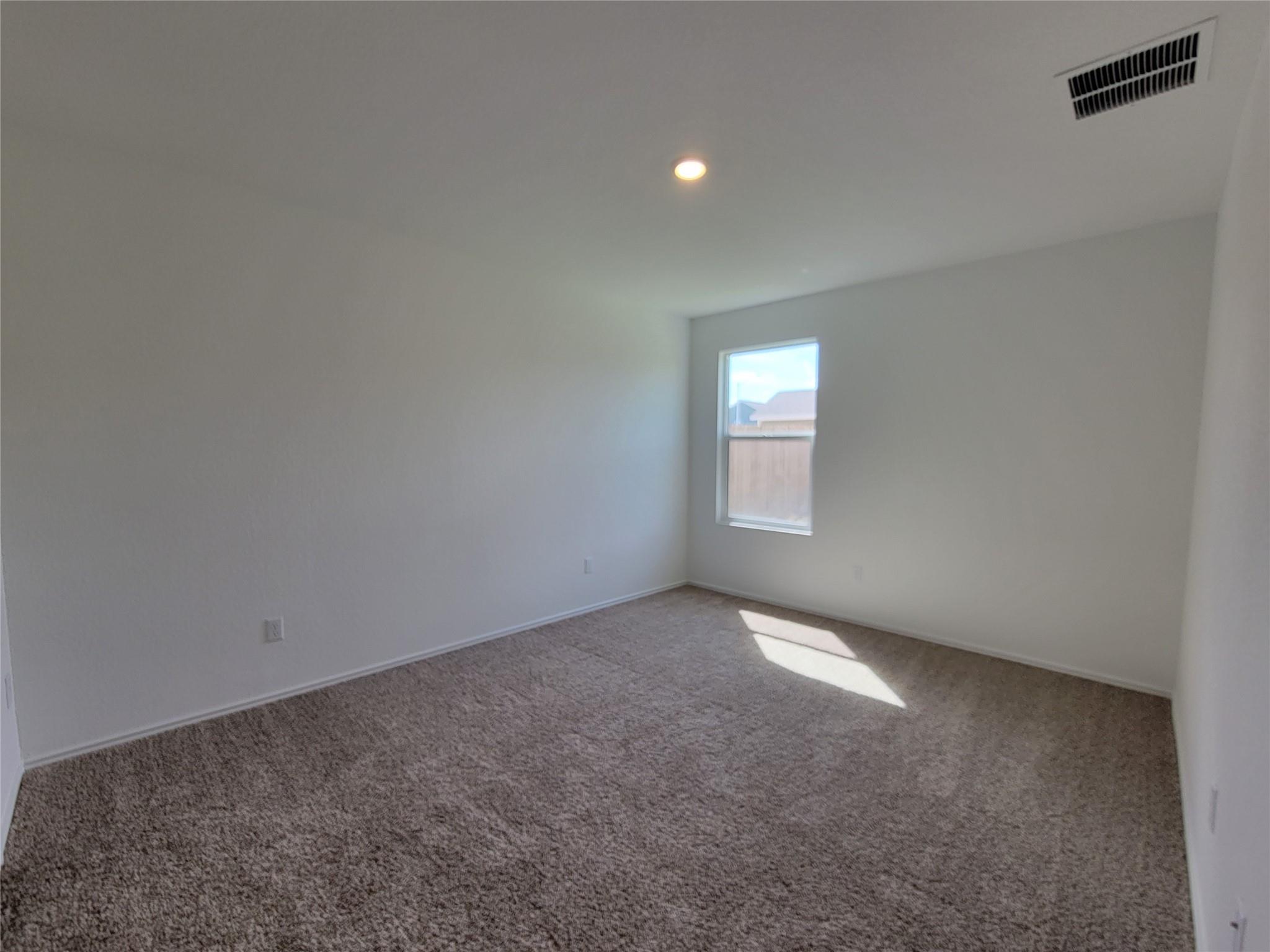 1215 Largemouth Ln Property Photo 20