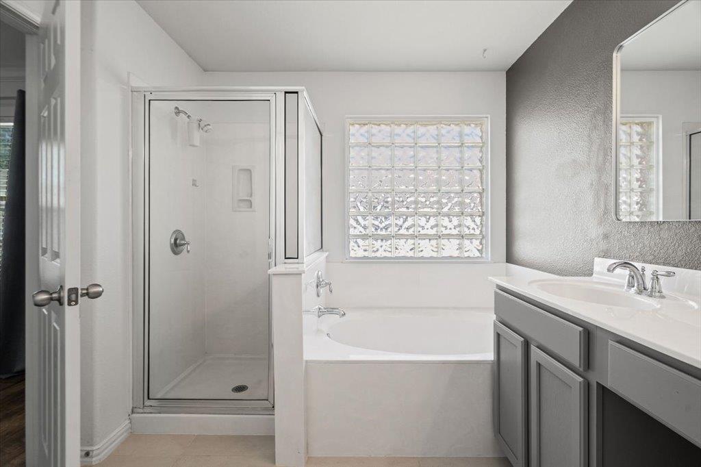 2341 Garlic Creek Dr Property Photo 21