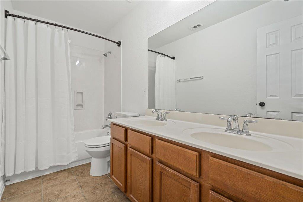2341 Garlic Creek Dr Property Photo 25