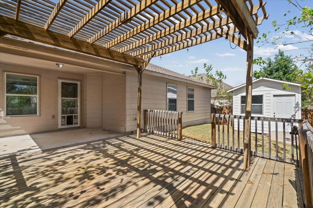 2341 Garlic Creek Dr Property Photo 28