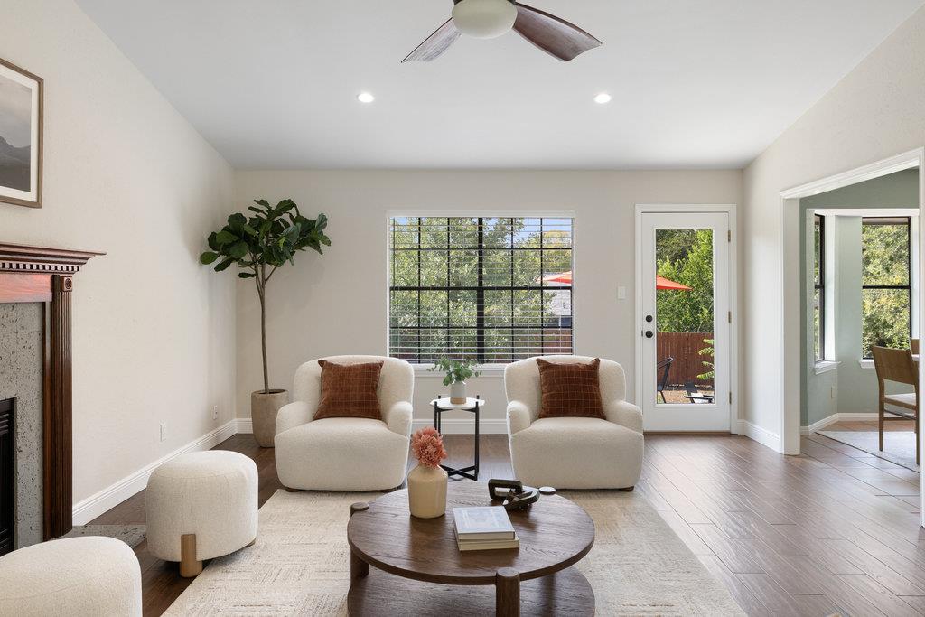 7812 Turquoise Trl Property Photo 6