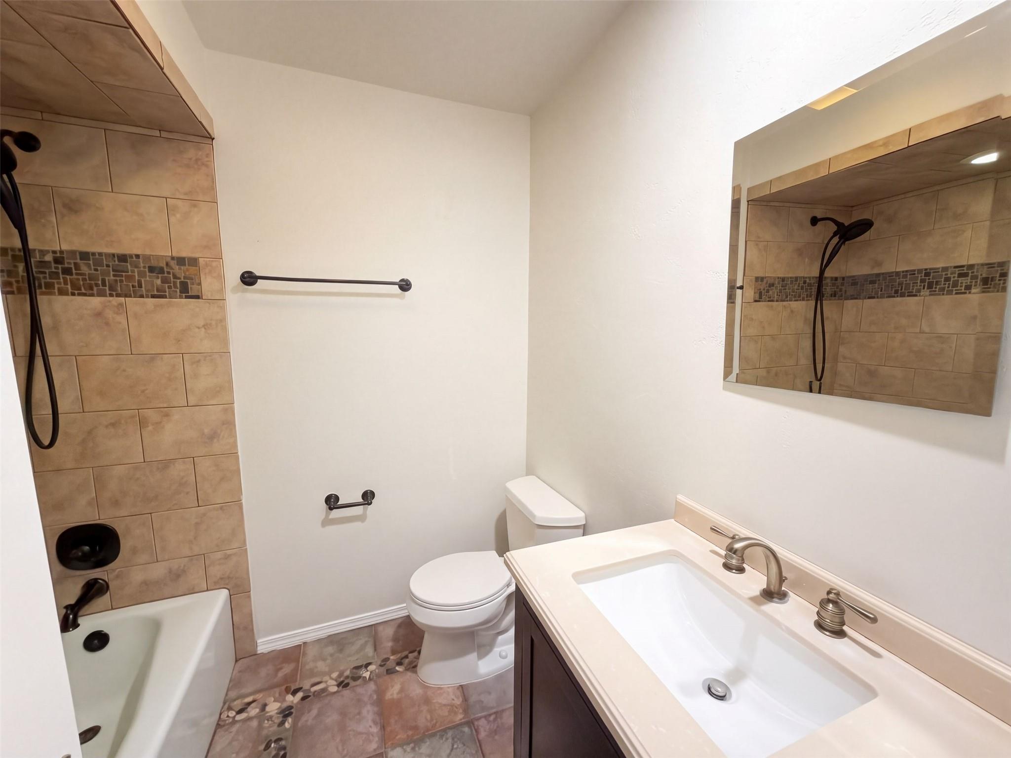 12309 Indian Mound Dr Property Photo 8