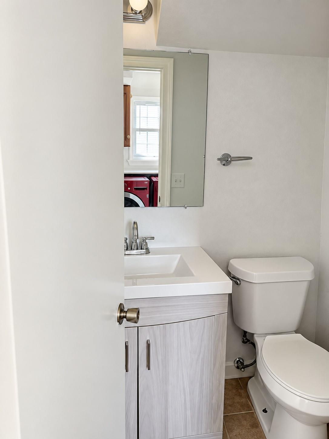 1015 E Yager Ln #129 Property Photo 10