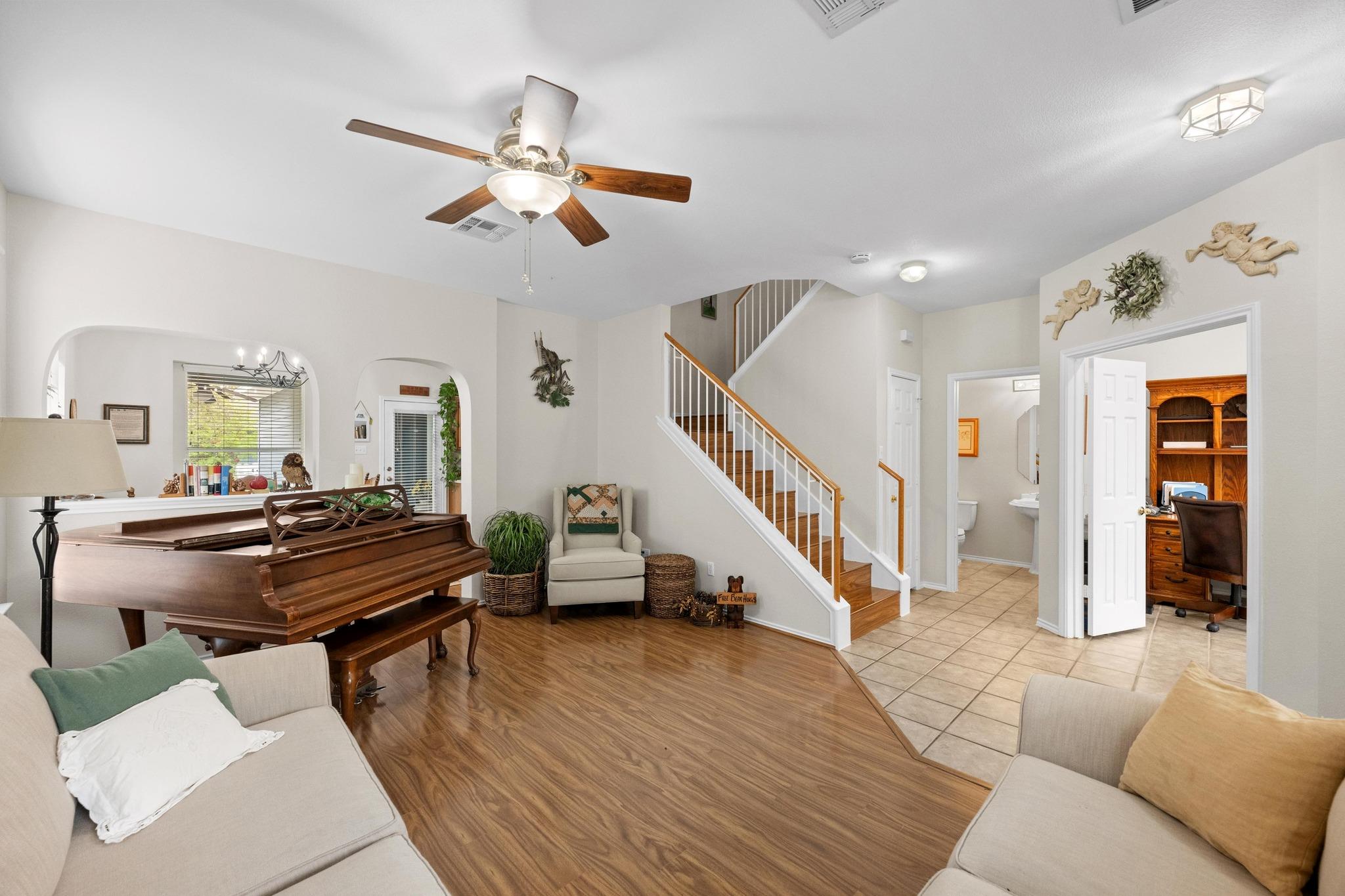 1012 Peyton Pl Property Photo 5