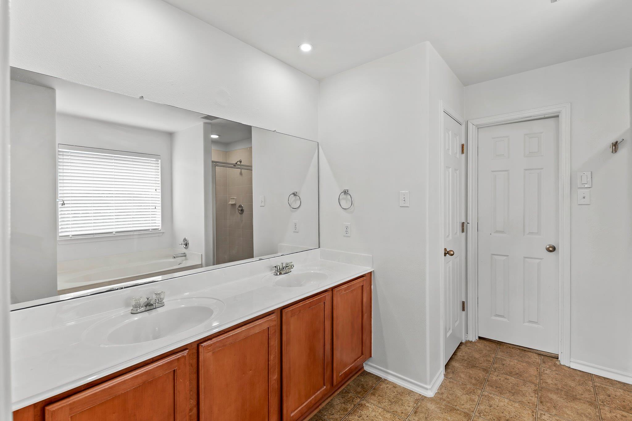 6700 Tulloch Way Property Photo 28