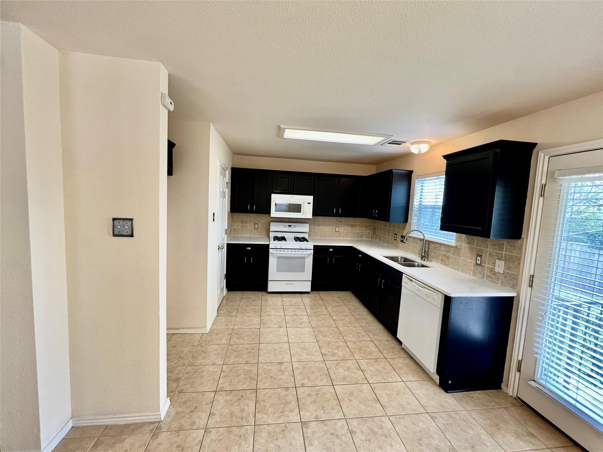 11309 Los Comancheros Rd Property Photo 11