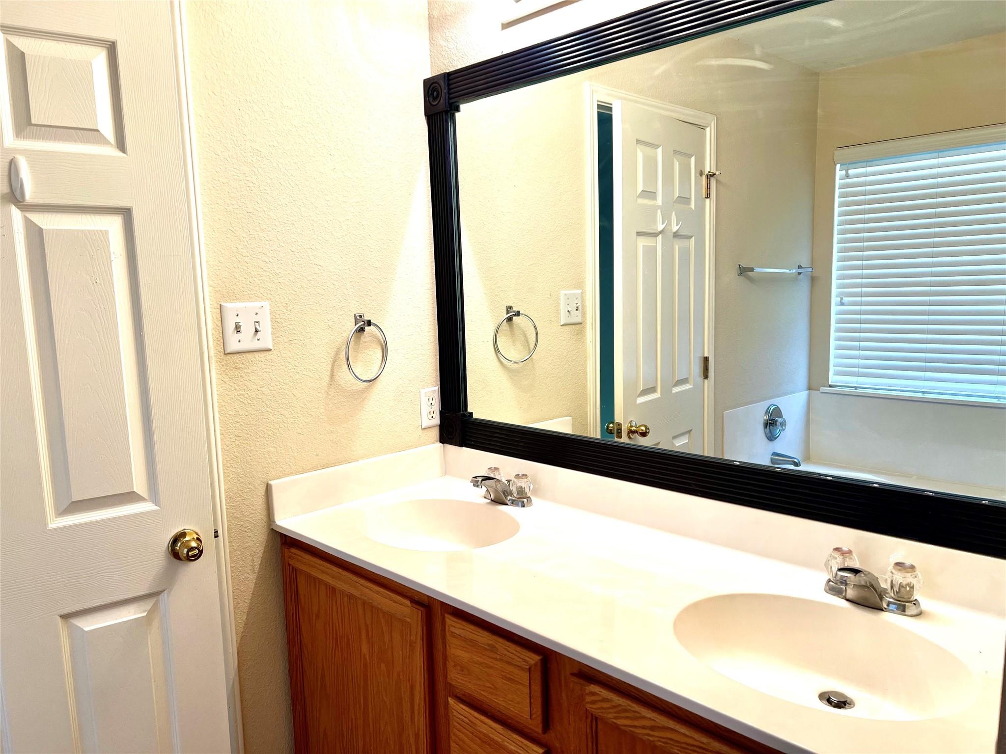 11309 Los Comancheros Rd Property Photo 21