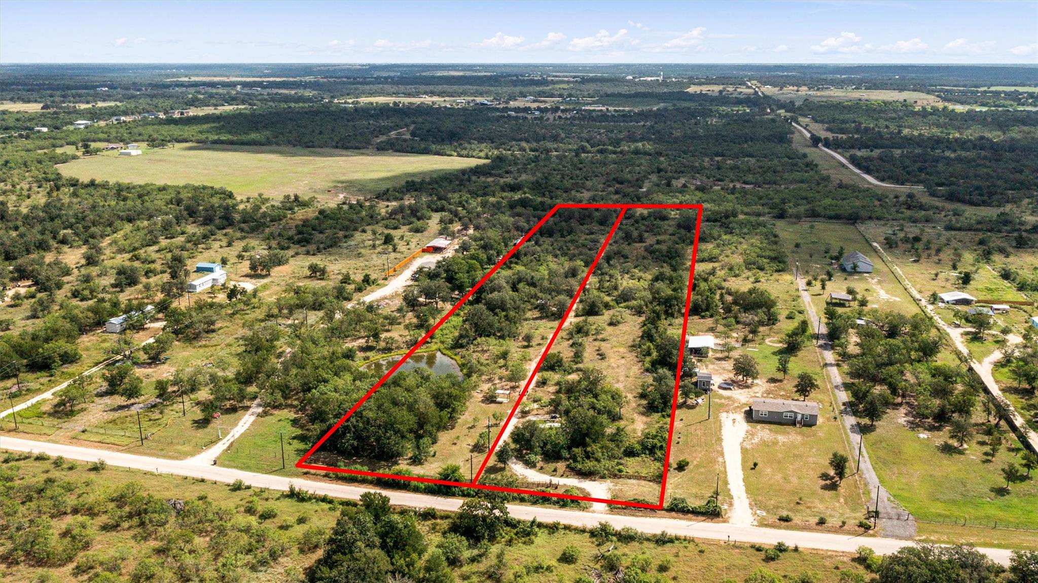 1411 Bugtussle Ln Property Photo 1