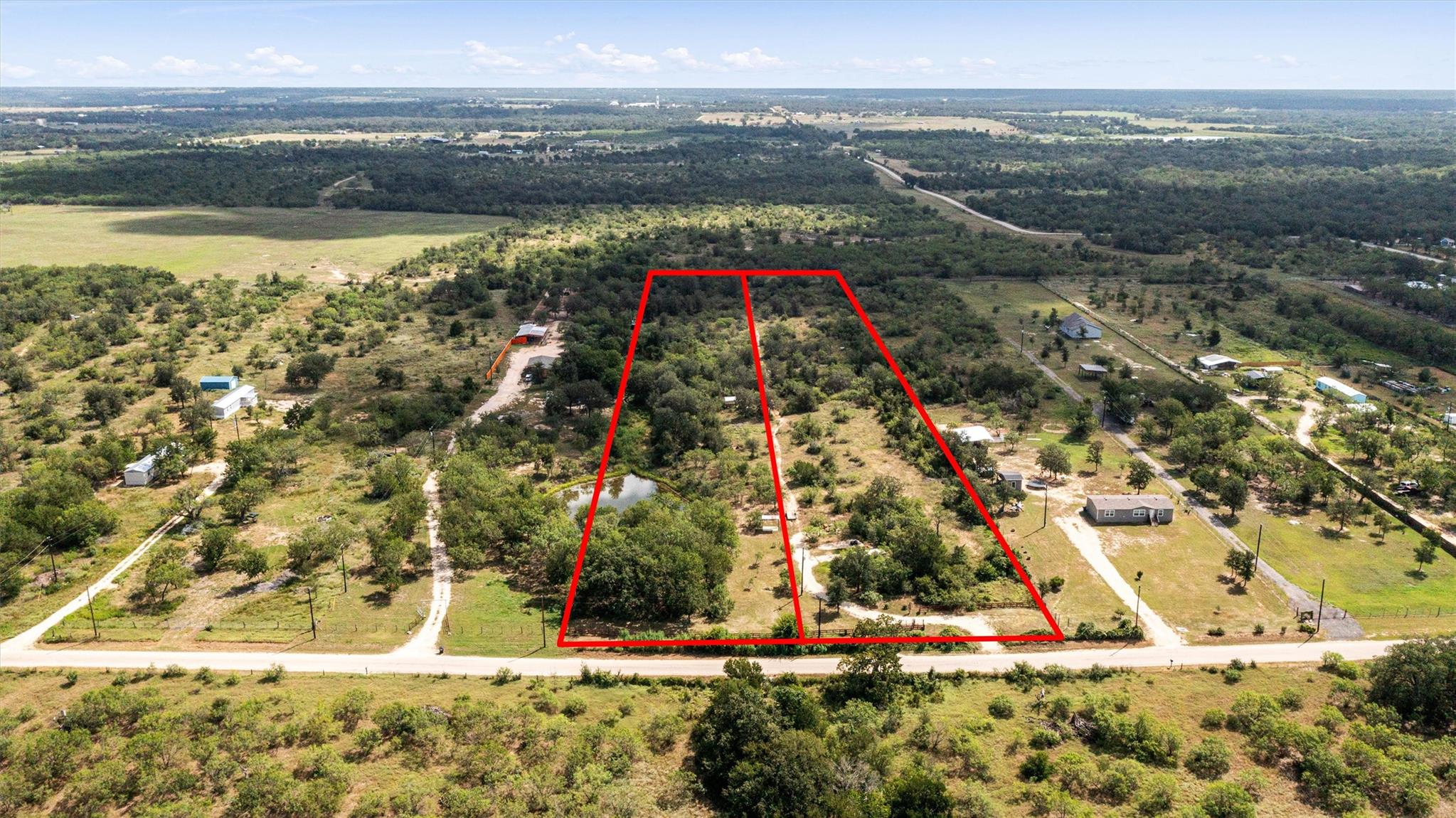 1411 Bugtussle Ln Property Photo 4