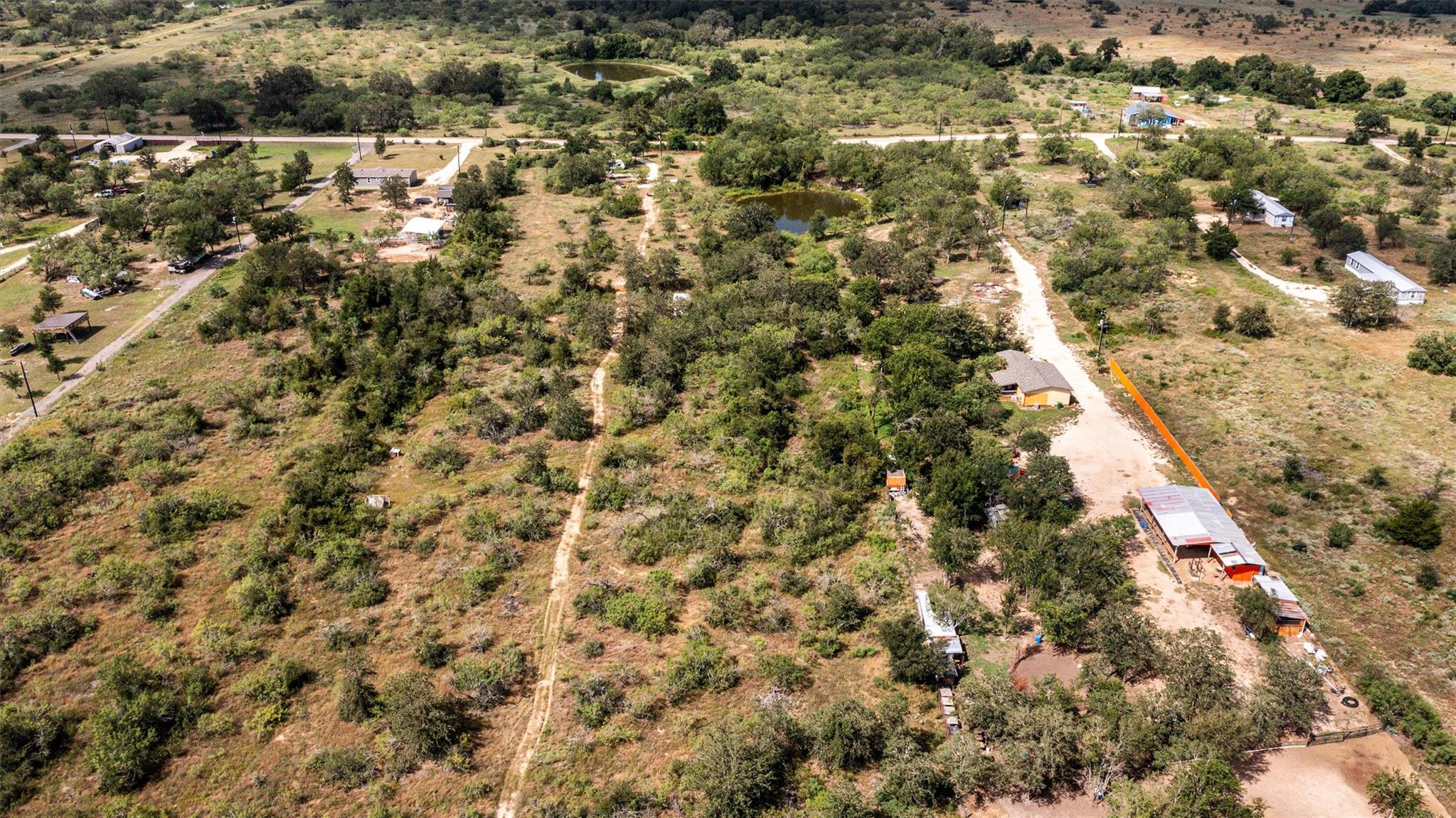 1411 Bugtussle Ln Property Photo 17