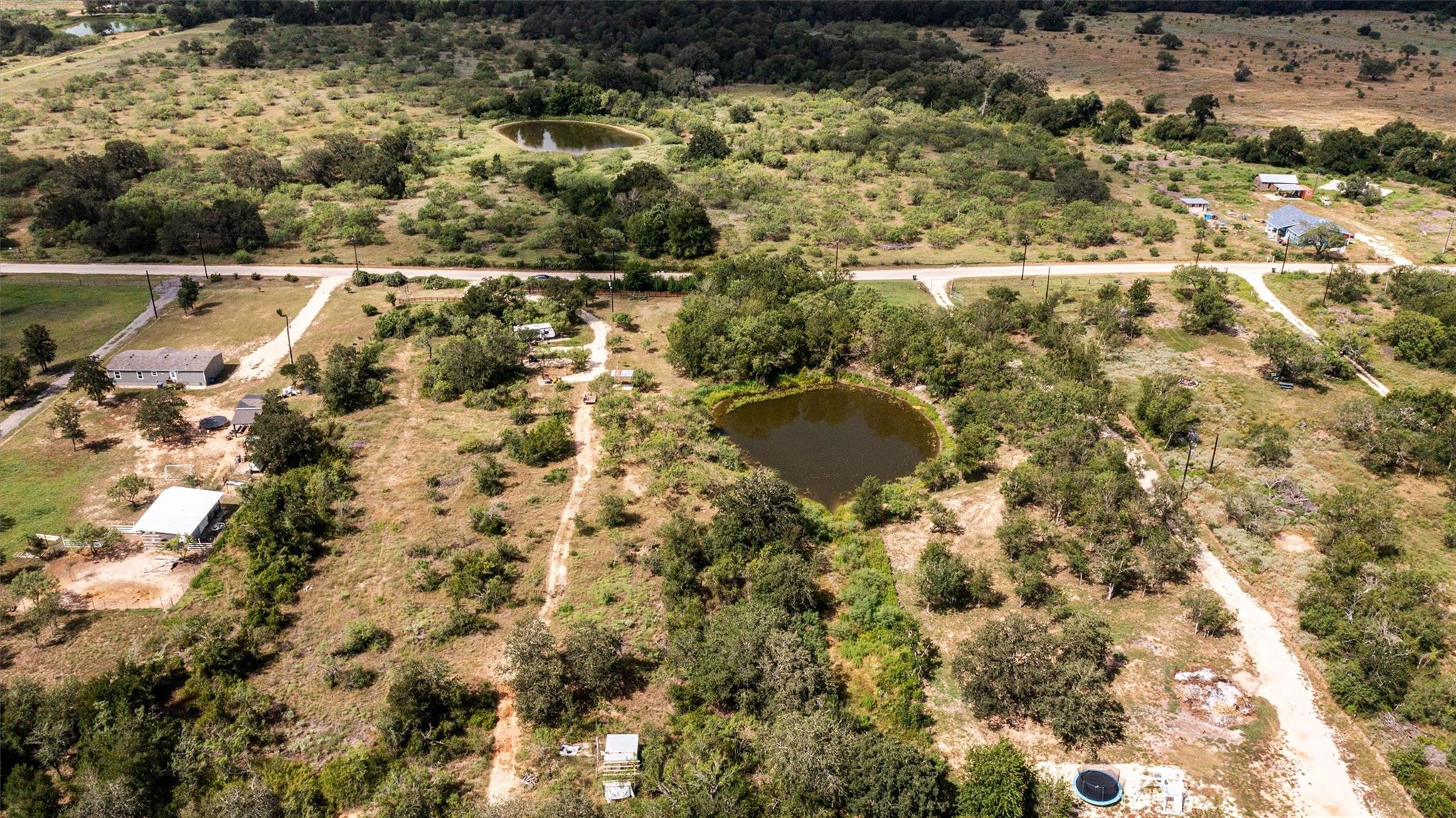 1411 Bugtussle Ln Property Photo 19