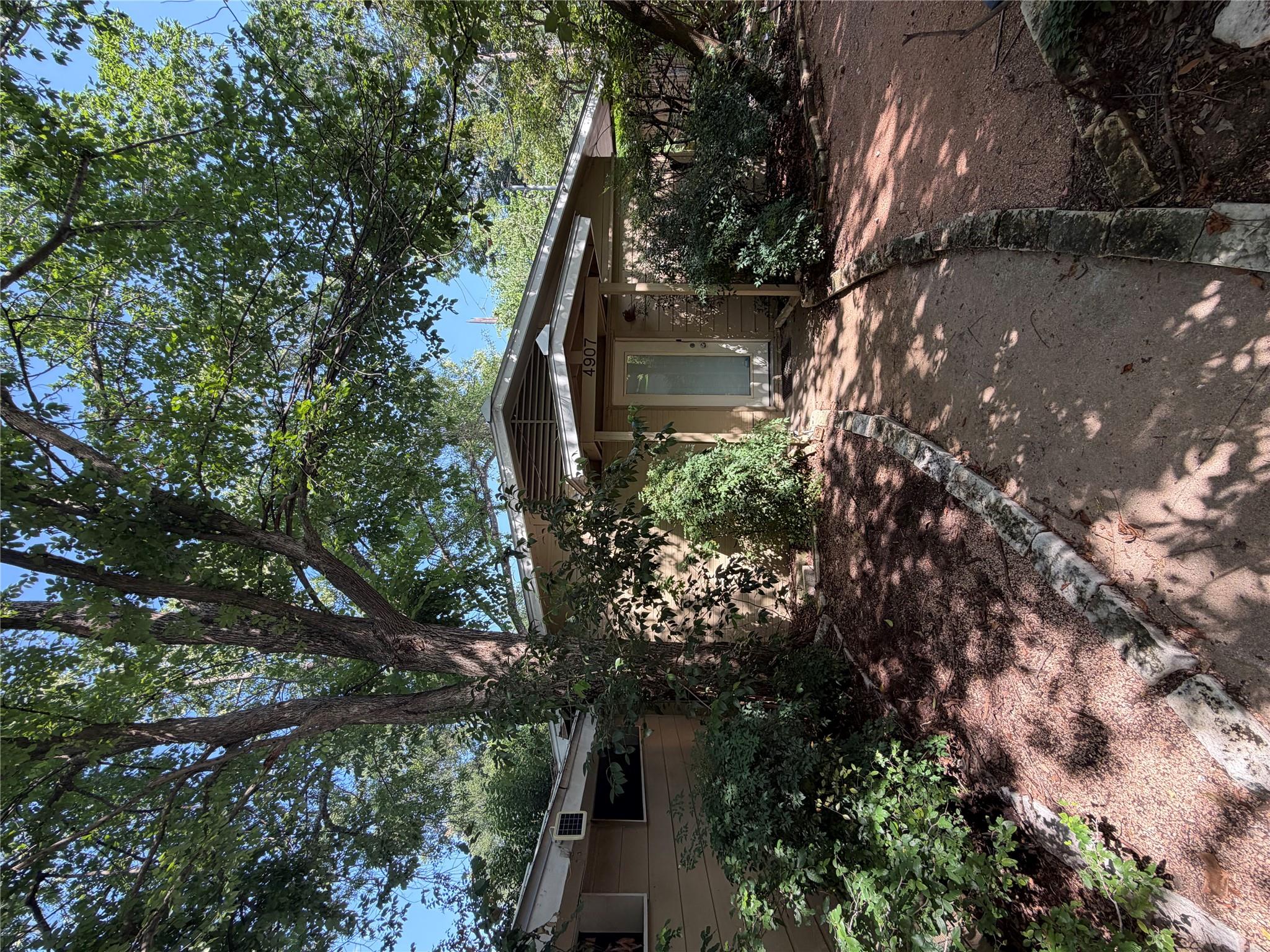 4907 W Market Dr Property Photo 3