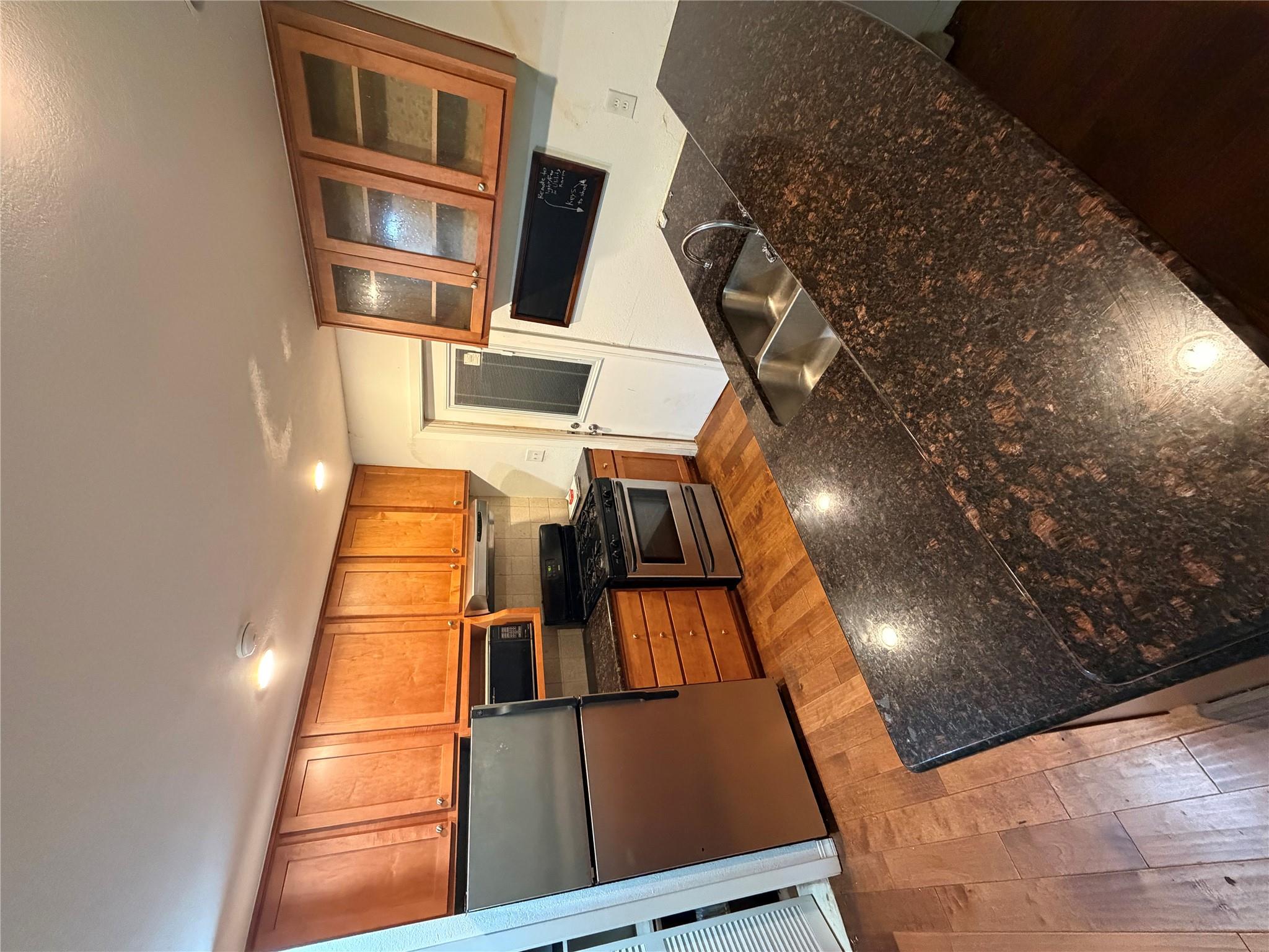4907 W Market Dr Property Photo 4