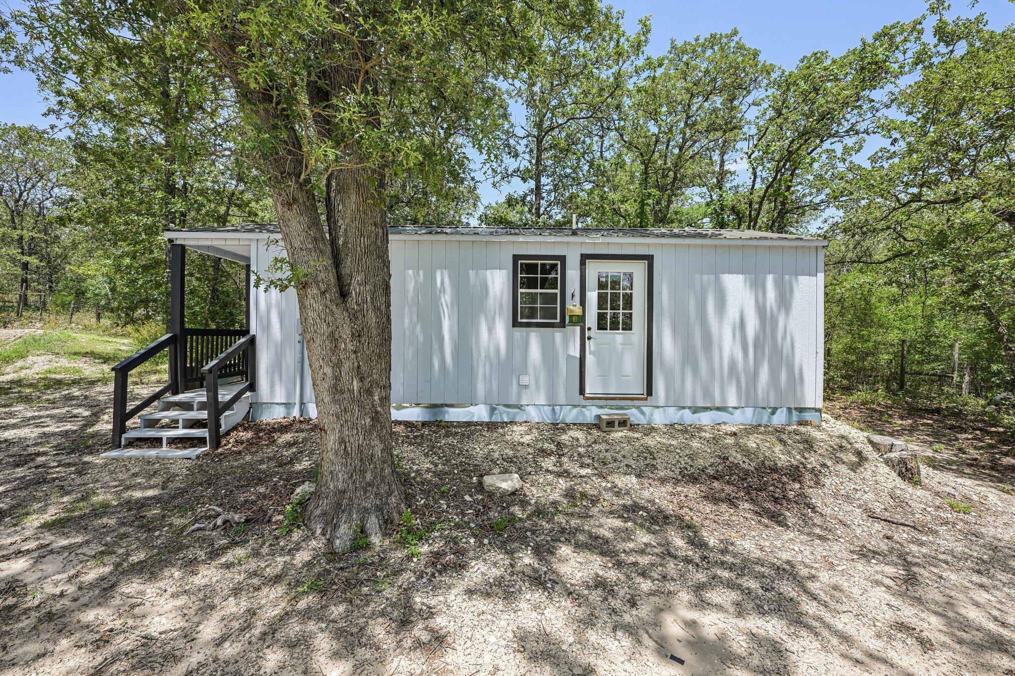541 Hidden Oaks Dr Property Photo 32