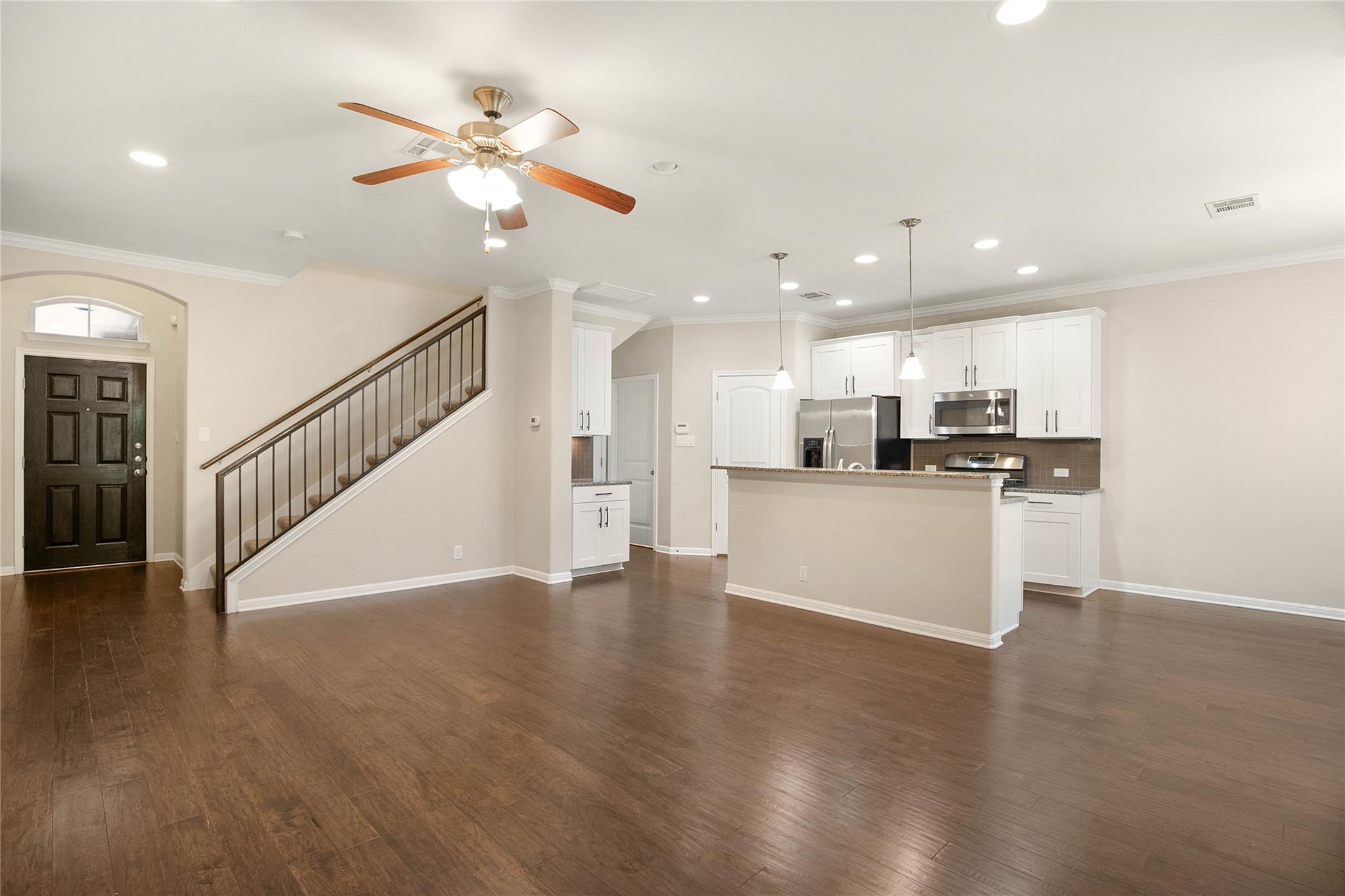 13400 Briarwick Dr #702 Property Photo 2